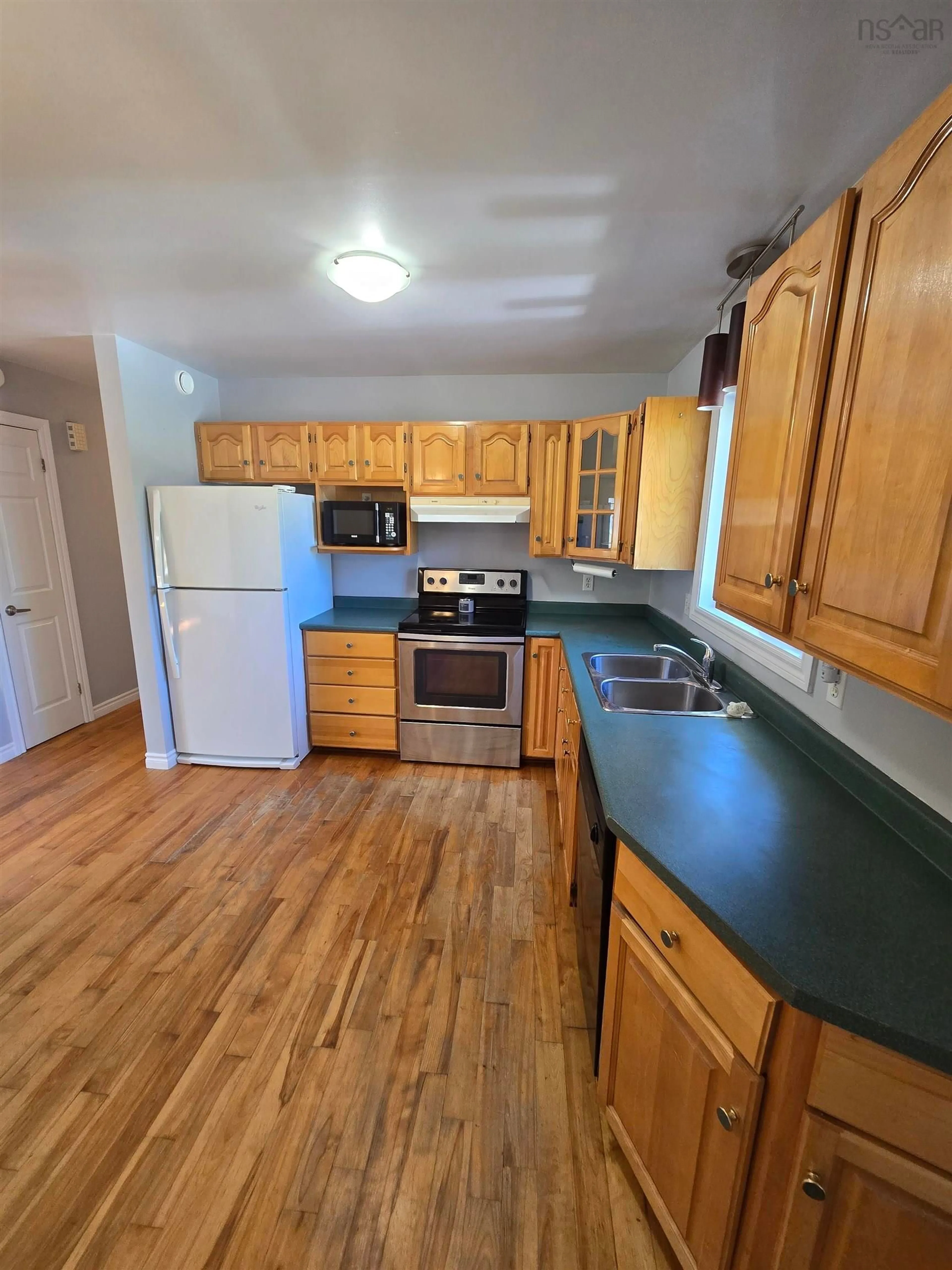 Standard kitchen, unknown for 116 Heathview Dr, Coxheath Nova Scotia B1R 1S3
