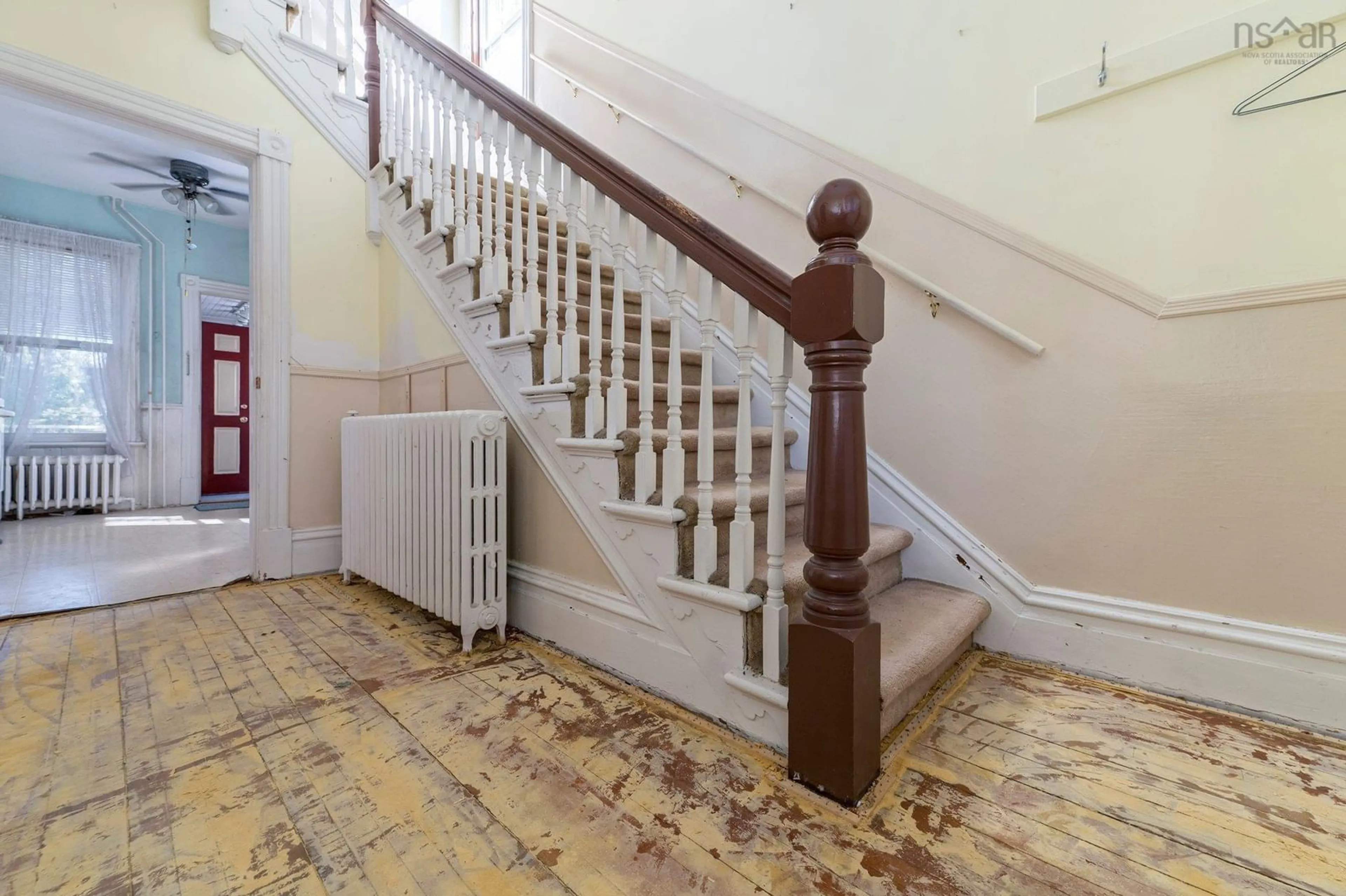 Stairs for 6311 Yale St, Halifax Nova Scotia B3L 1C9