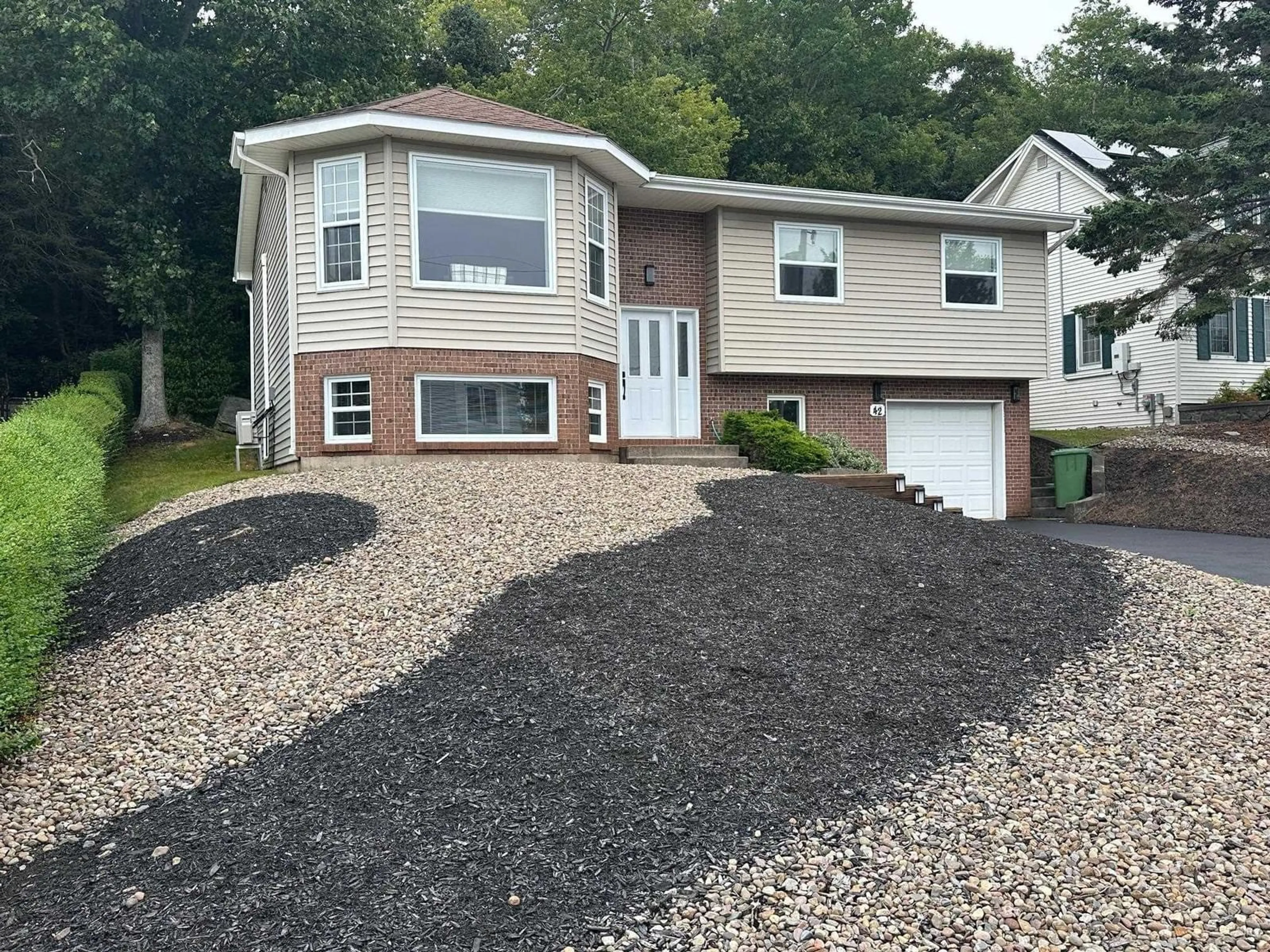 Home with vinyl exterior material, unknown for 42 P Thomas Dr, Dartmouth Nova Scotia B2W 6A1