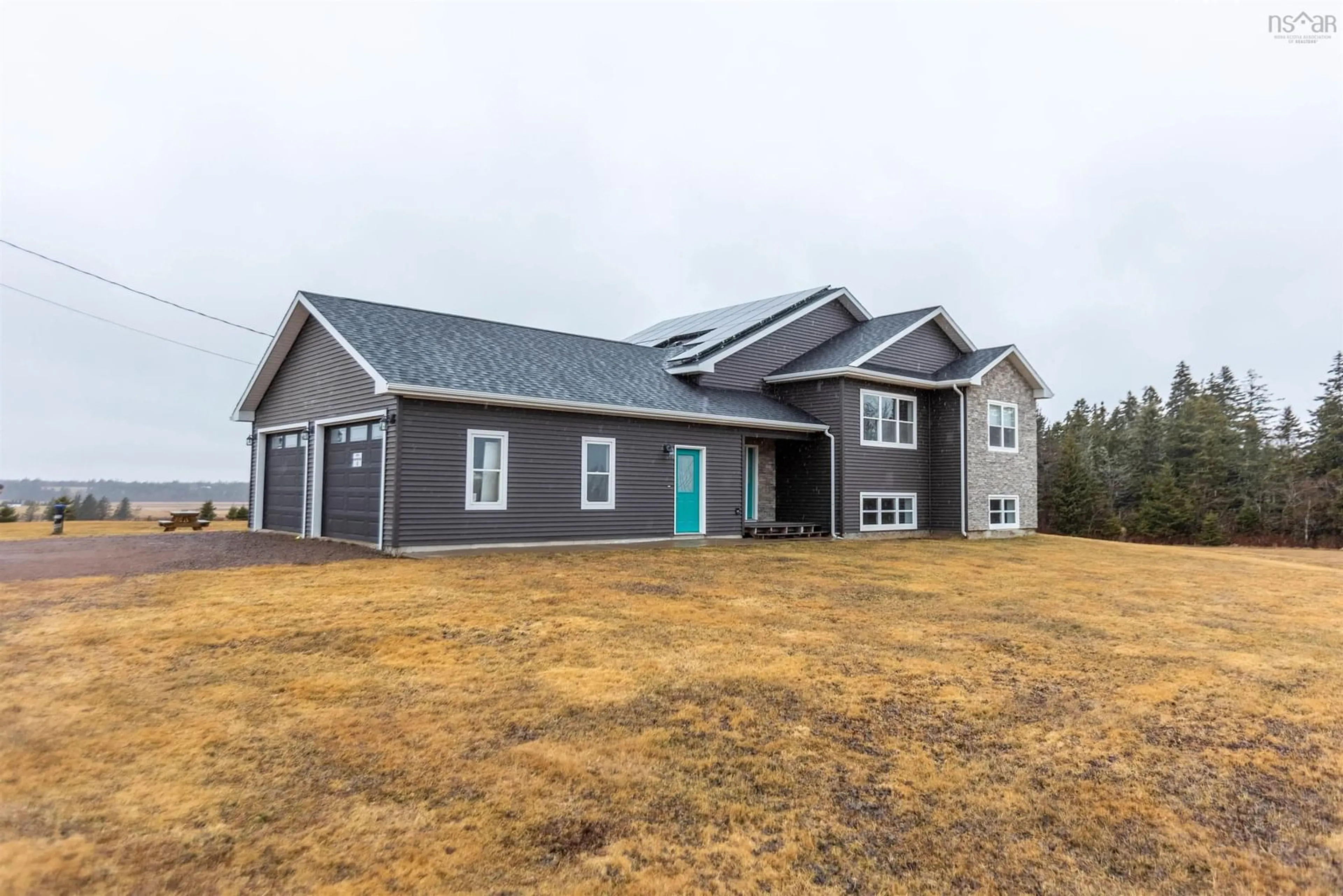 Home with vinyl exterior material, building for 1899 Fort Lawrence Rd, Fort Lawrence Nova Scotia B4H 3Y5