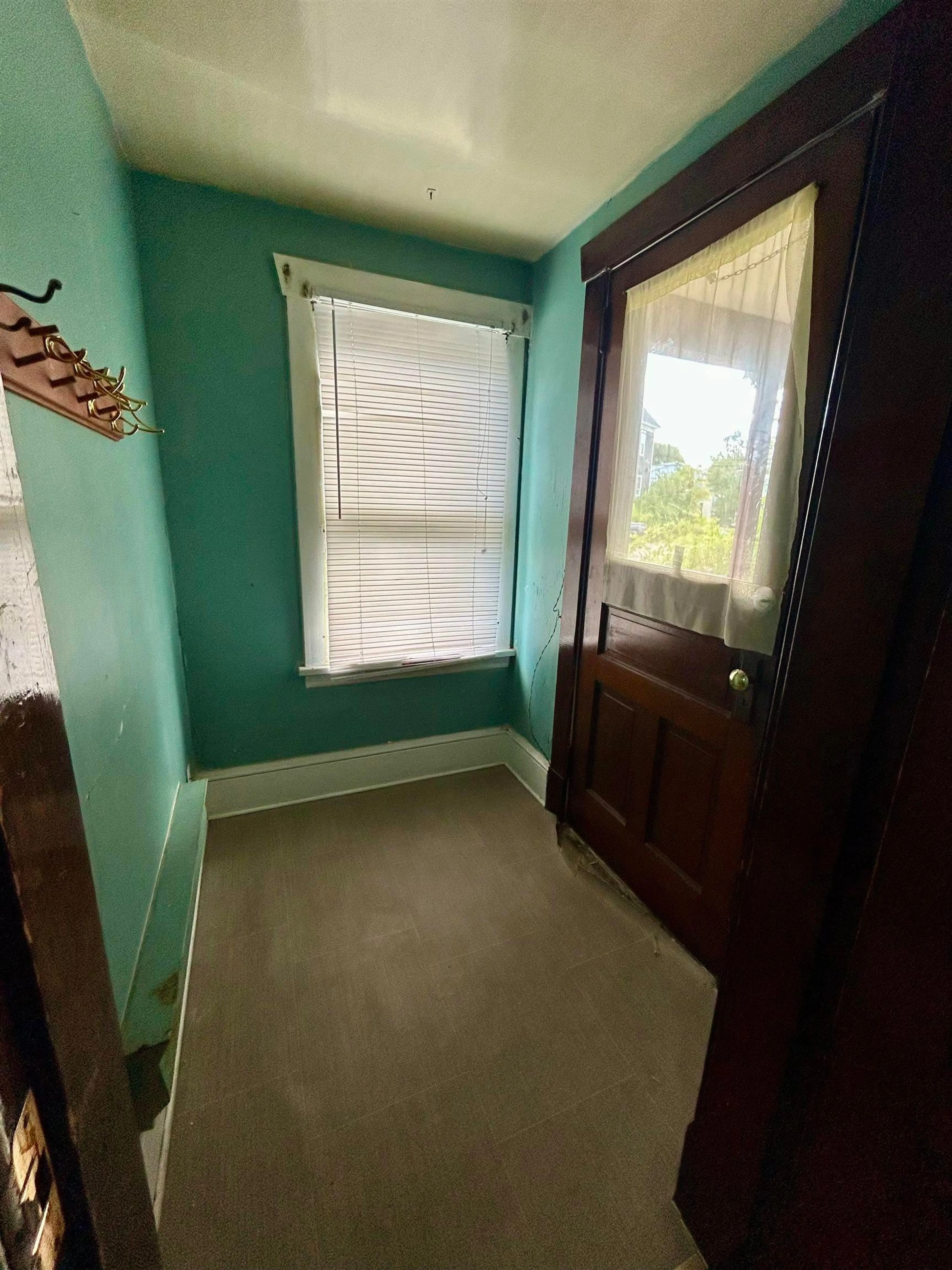A pic of a room for 128 Inglis St., Sydney Nova Scotia B1P 1W8