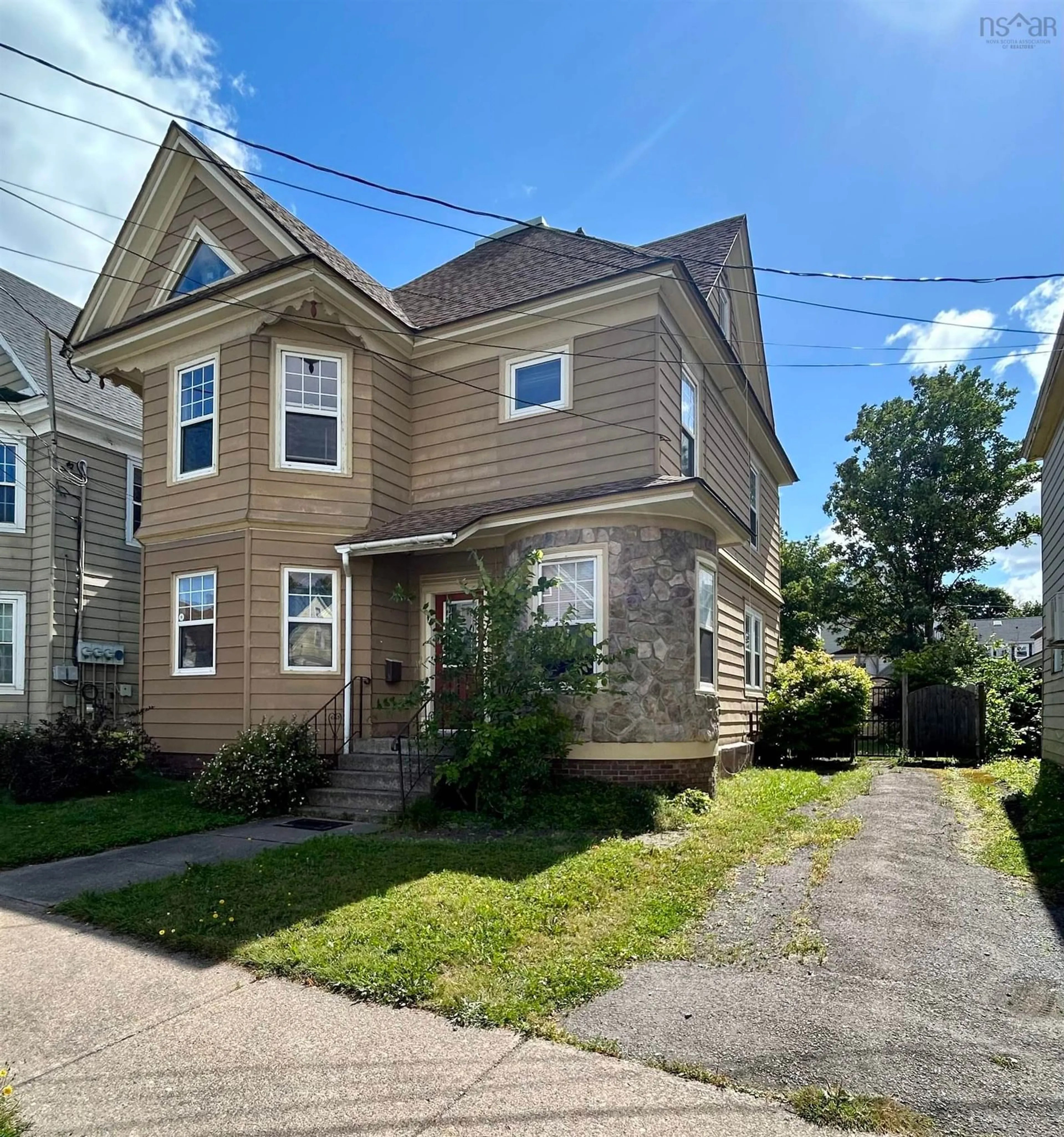 Home with vinyl exterior material, street for 346 Townsend St., Sydney Nova Scotia B1P 5G2