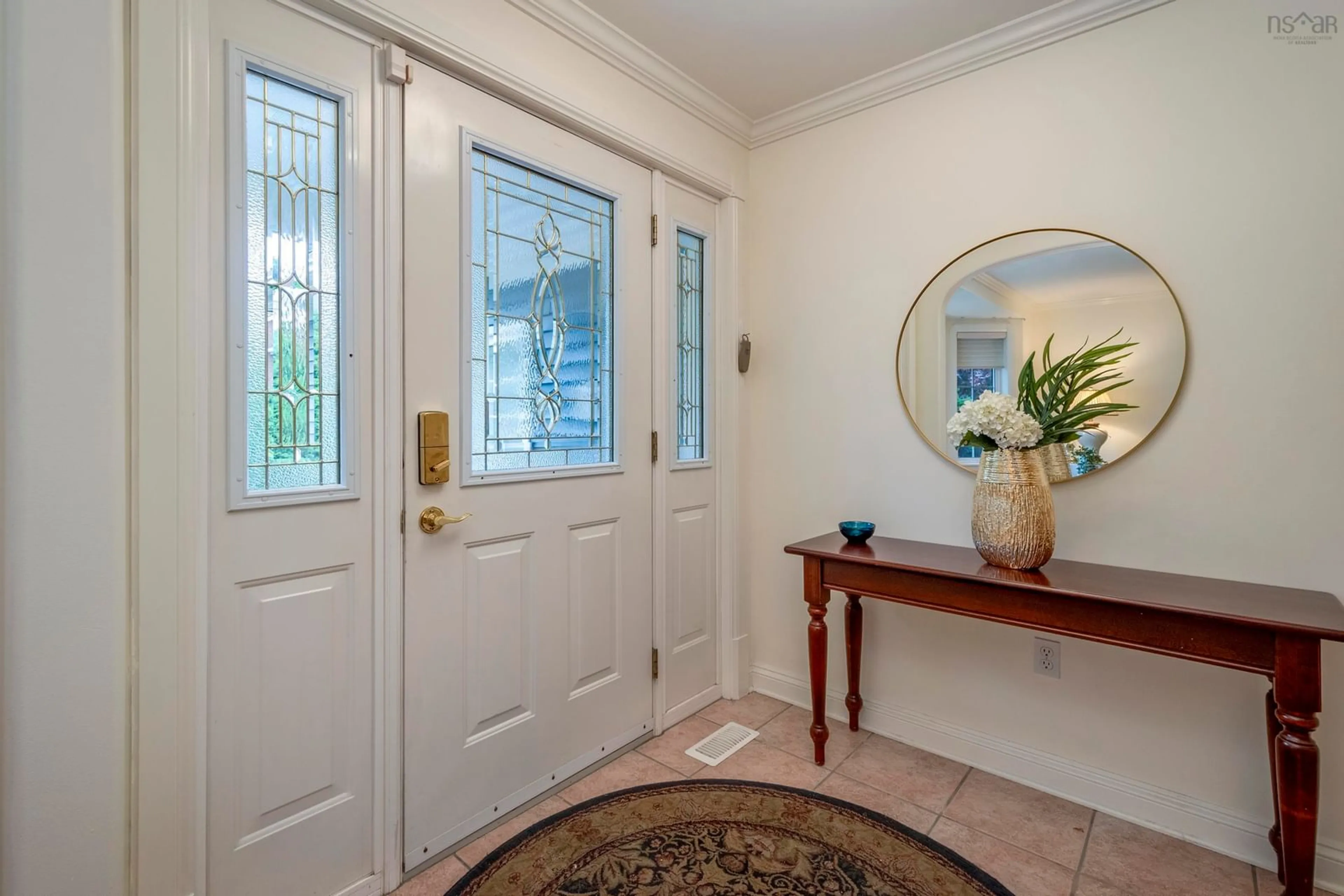 Indoor entryway for 23 Lakeshore Park Terr, Dartmouth Nova Scotia B3A 4Z4