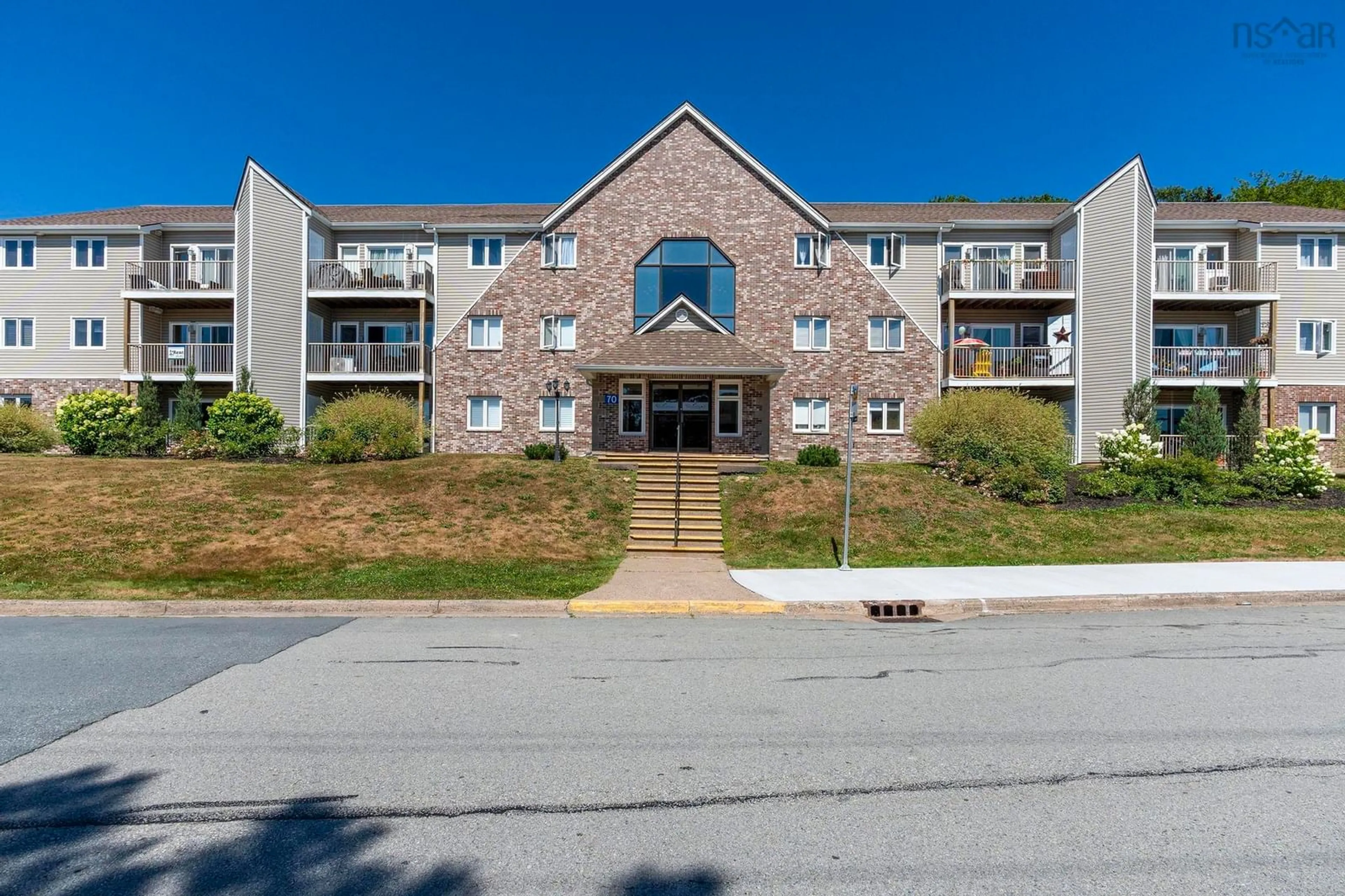 Unknown for 70 Collins Grove #8, Dartmouth Nova Scotia B2W 4E6