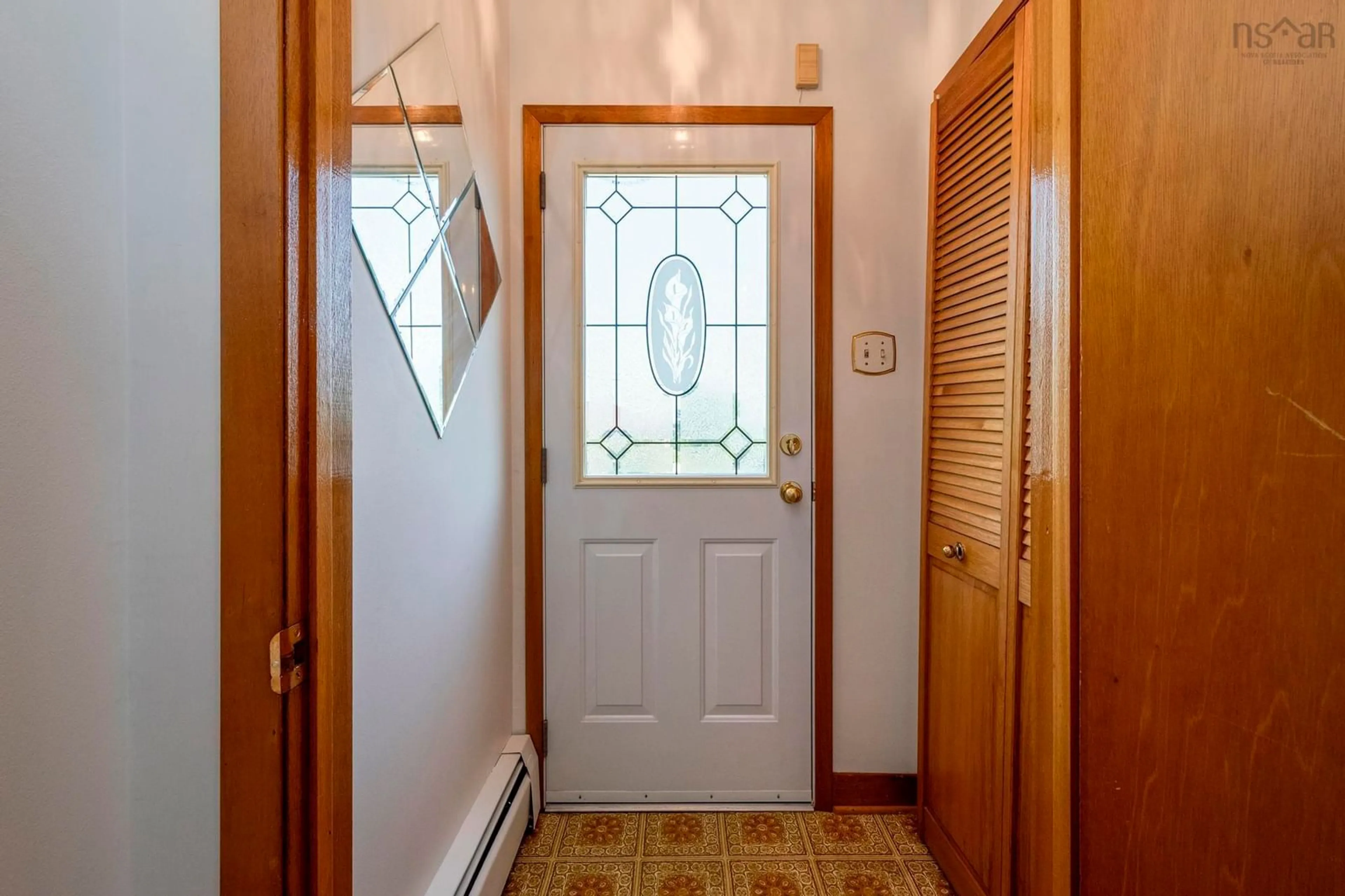 Indoor entryway for 6 Austen Dr, Dartmouth Nova Scotia B2W 3M2