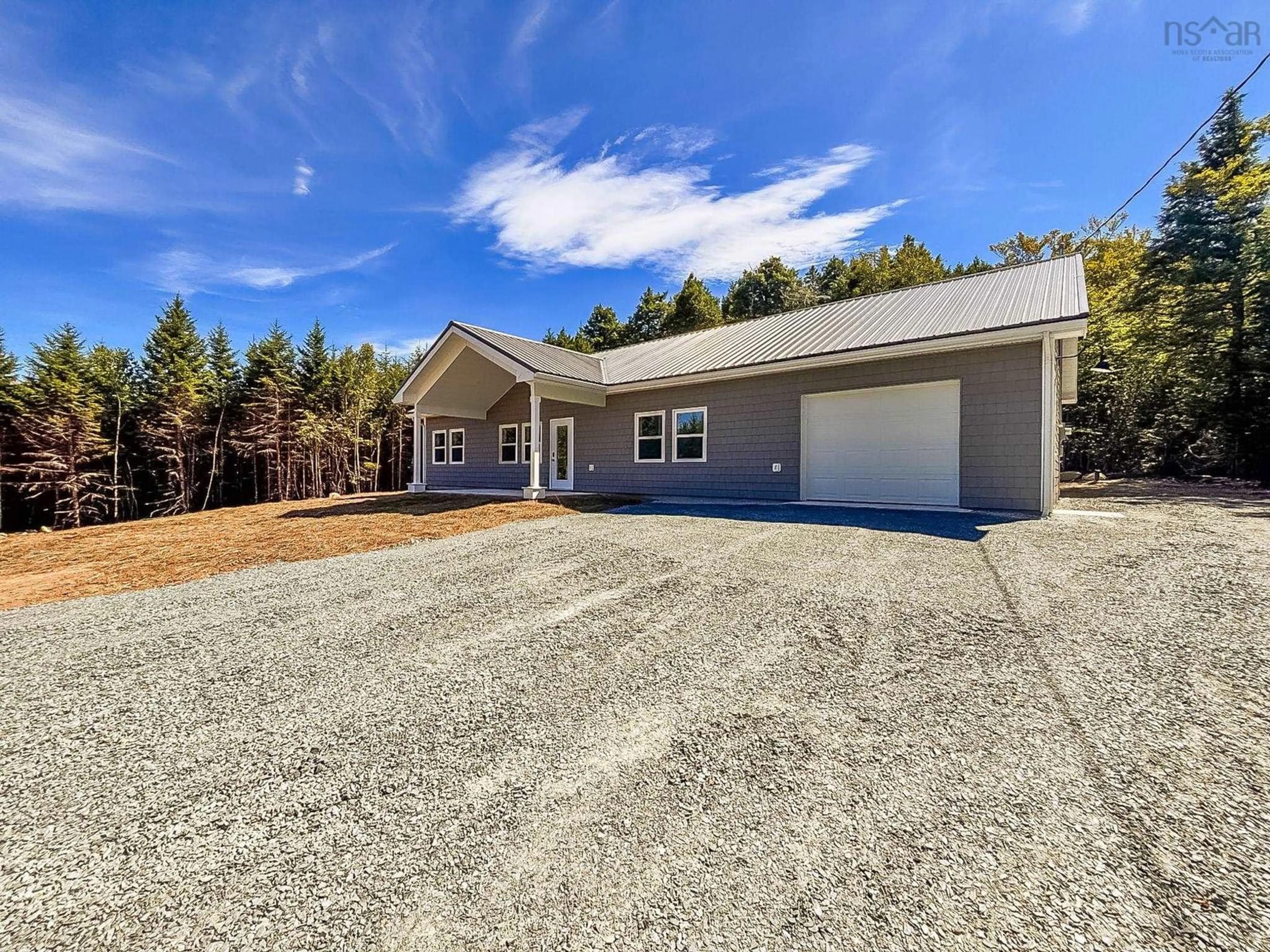 Home with vinyl exterior material, unknown for 37 Raspberry Crt, Italy Cross Nova Scotia B4V 0S5