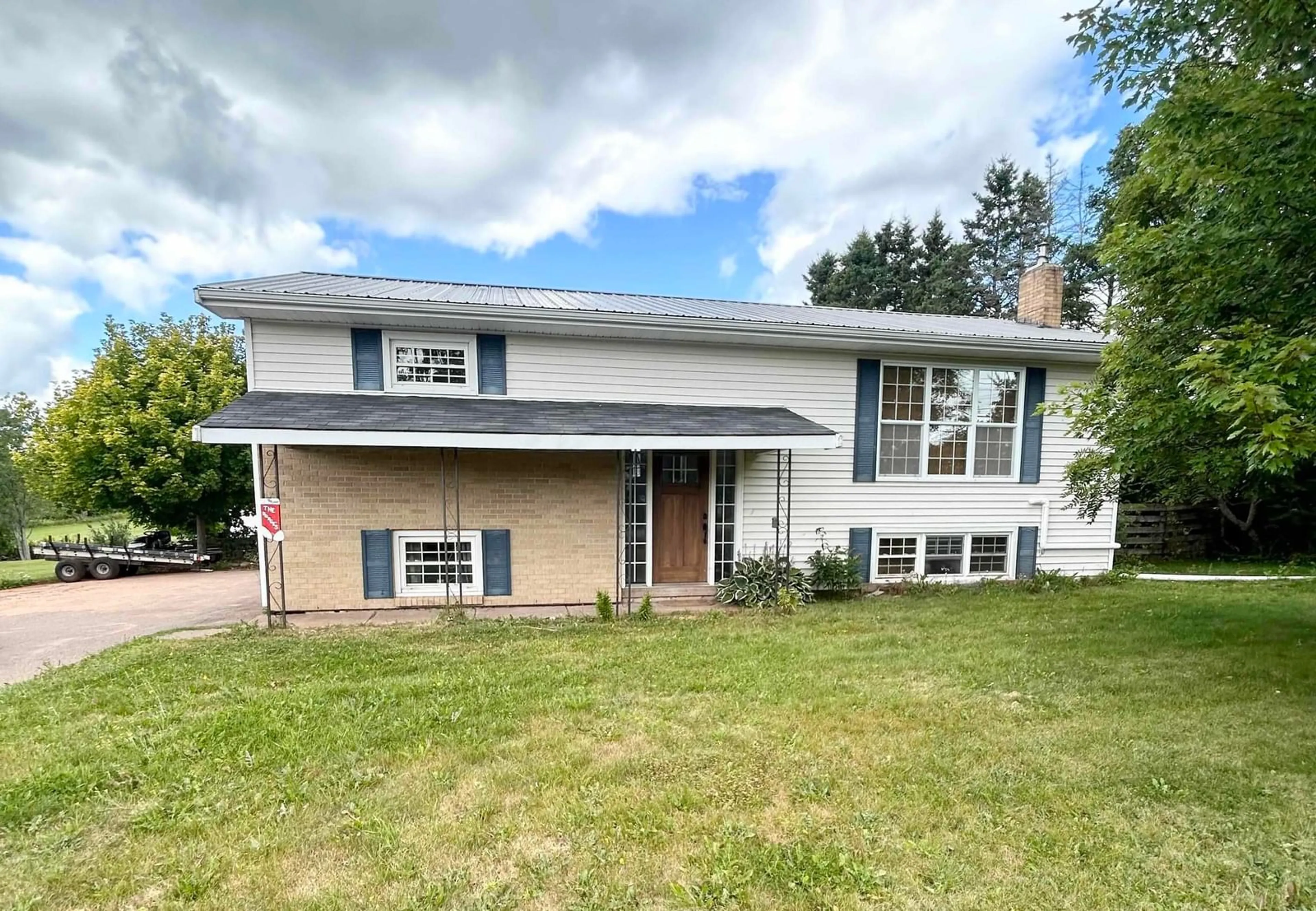 Home with vinyl exterior material, street for 439 Mountain Lee Rd, Upper Brookside Nova Scotia B6L 6M6