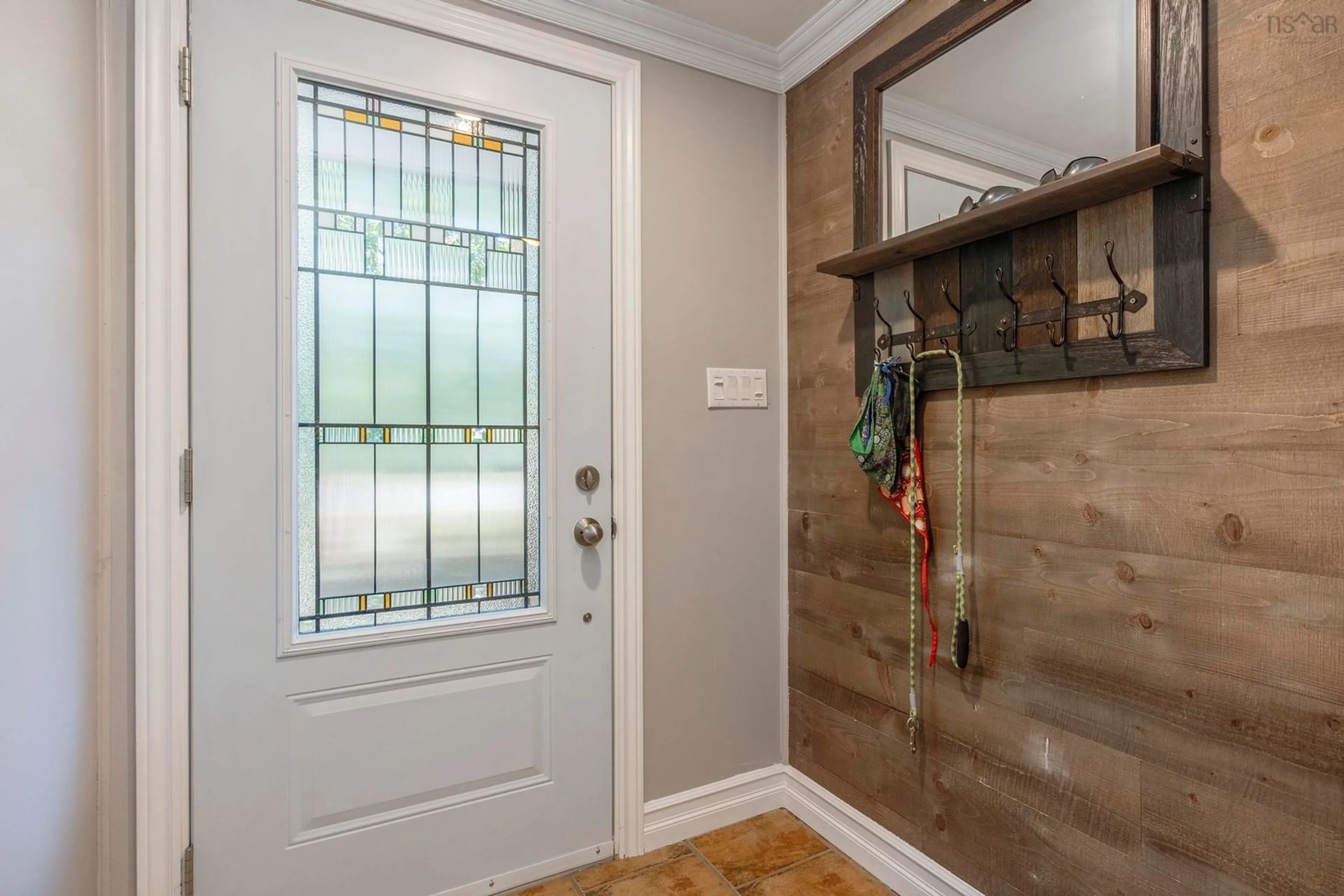 Indoor entryway for 4 Wicks Dr, Meadowvale Nova Scotia B0P 1R0