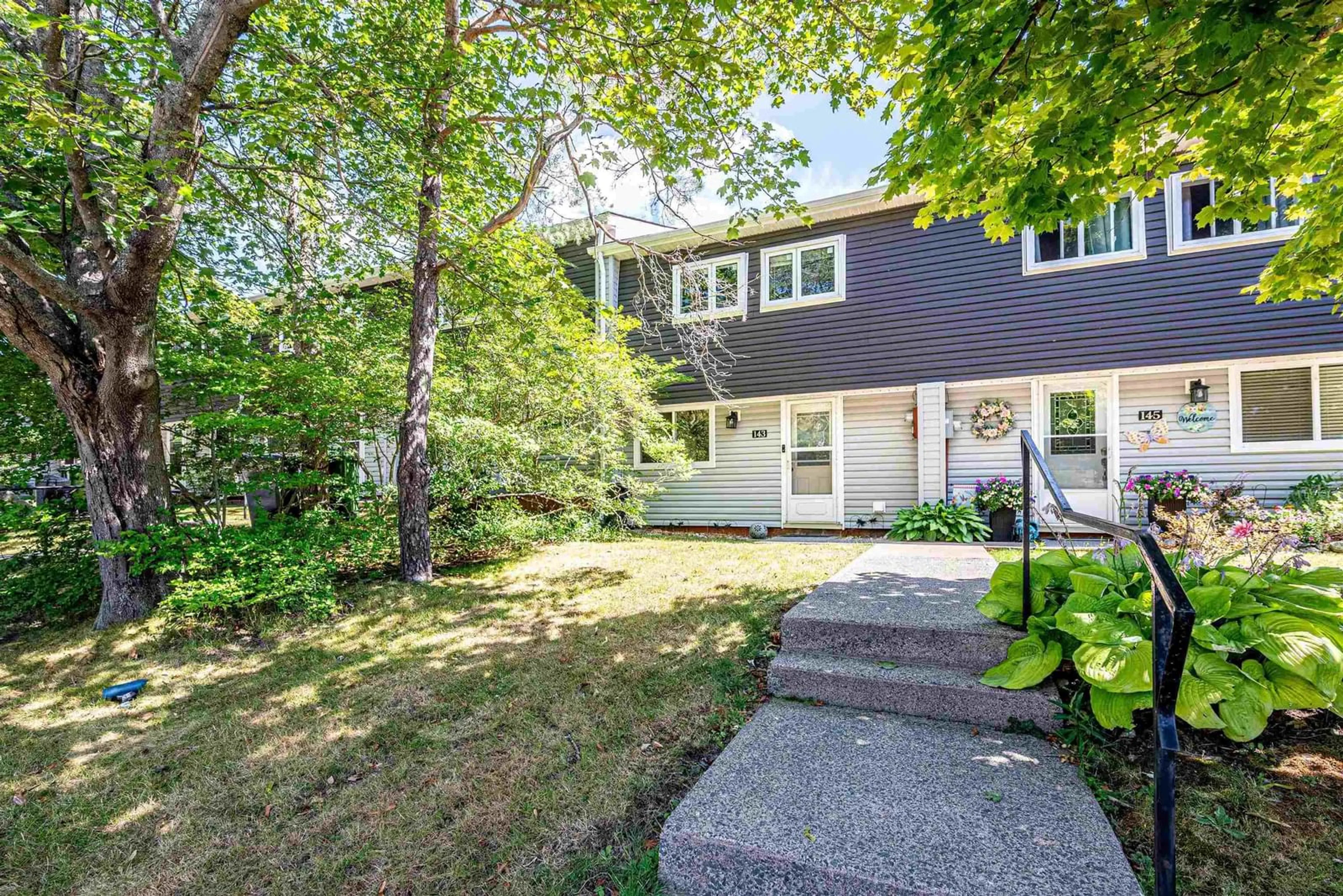 Patio, street for 143 Ridge Valley Rd, Halifax Nova Scotia B3P 2K1