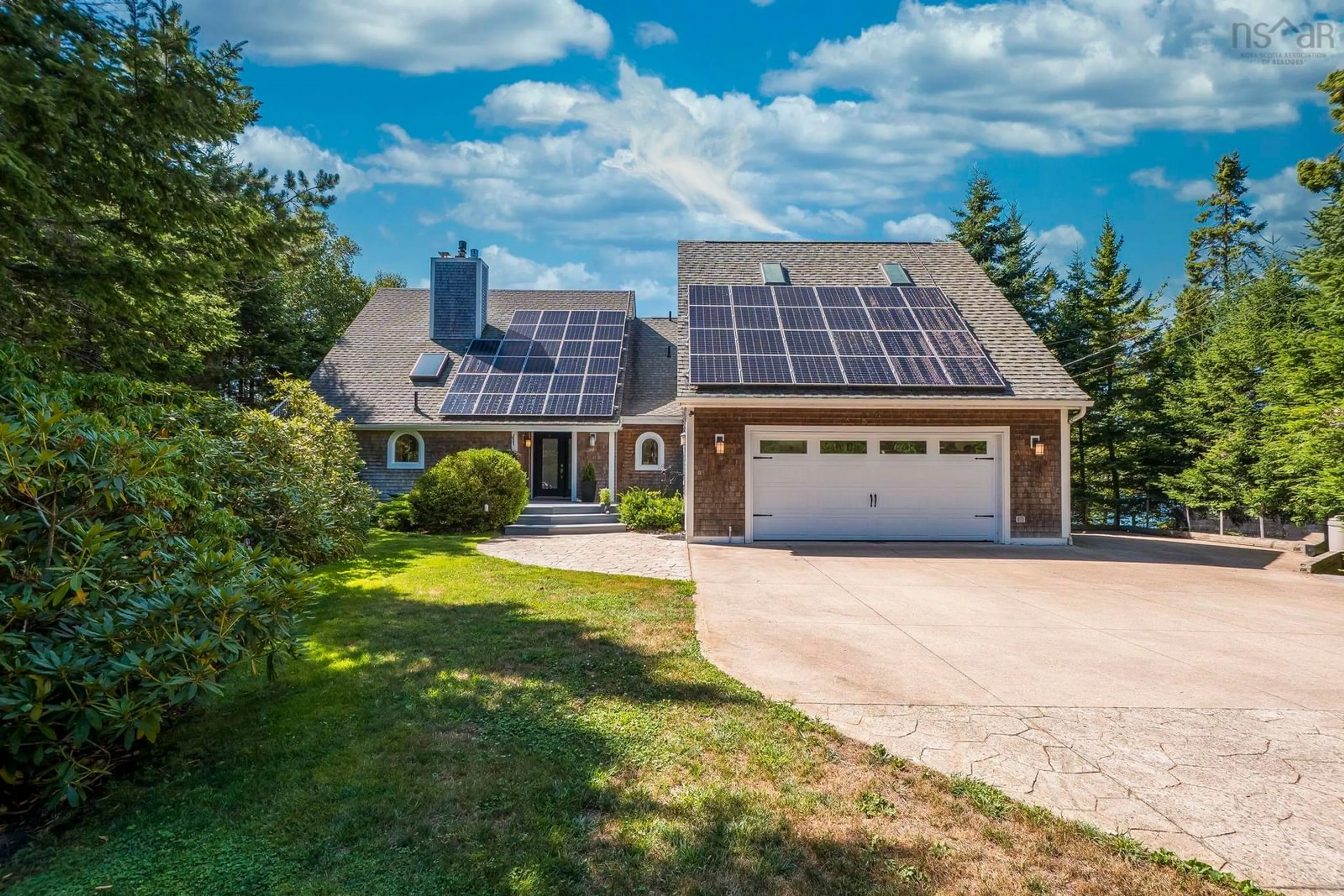 A pic from outside/outdoor area/front of a property/back of a property/a pic from drone, unknown for 145 Glenwood Dr, Allen Heights Nova Scotia B3Z 2E7