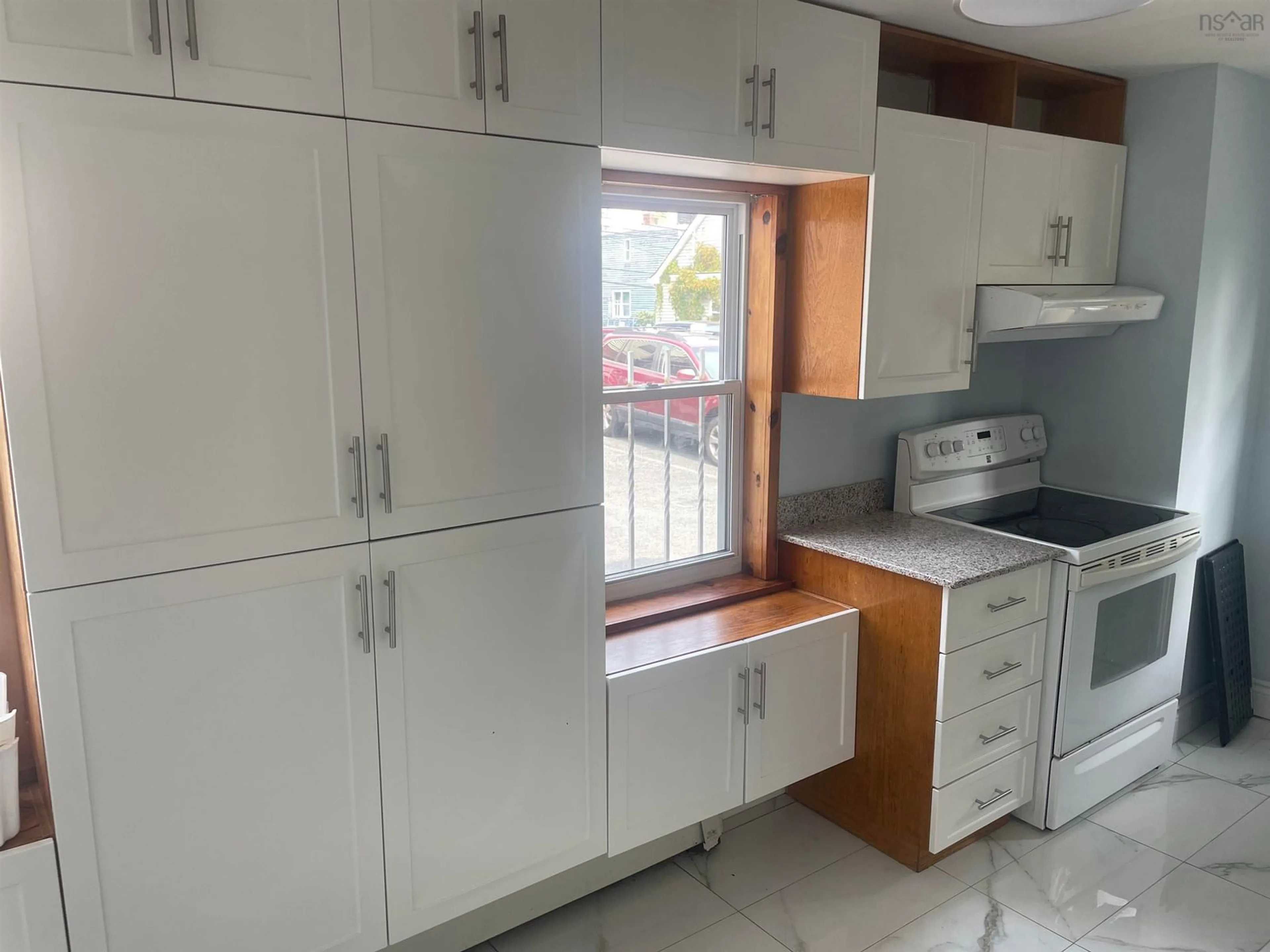 Standard kitchen, unknown for 2585 Maynard St, Halifax Nova Scotia B3K 3V6