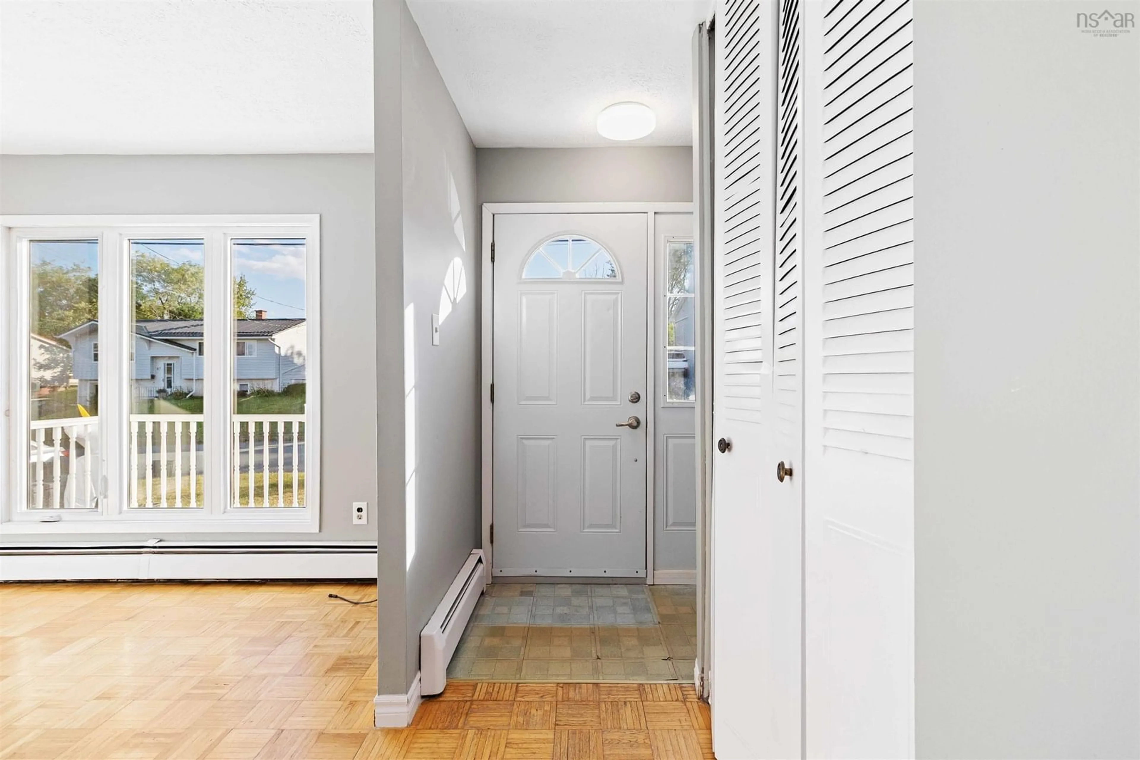 Indoor entryway for 68 Amaranth Cres, Cole Harbour Nova Scotia B2W 4B9
