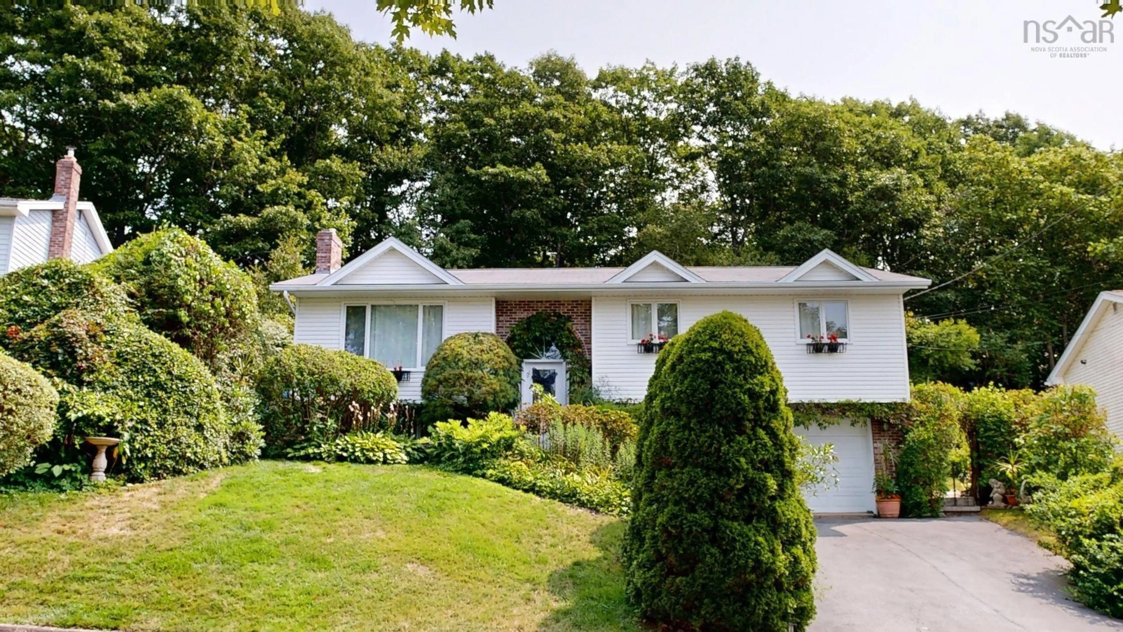 Home with vinyl exterior material, street for 71 Riverview Cres, Bedford Nova Scotia B4A 2X5
