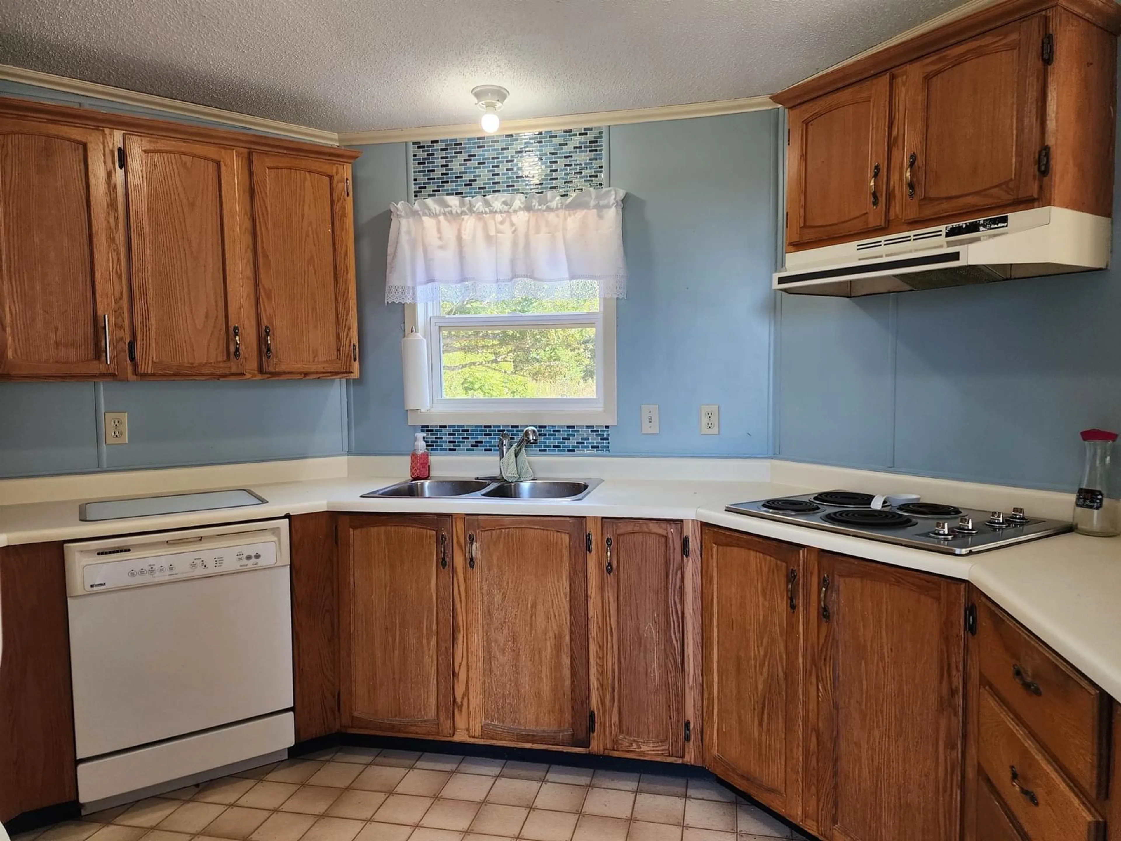 Standard kitchen, unknown for 18 Popes Road Upper Woods Harbour, Woods Harbour Nova Scotia B0W 2E0