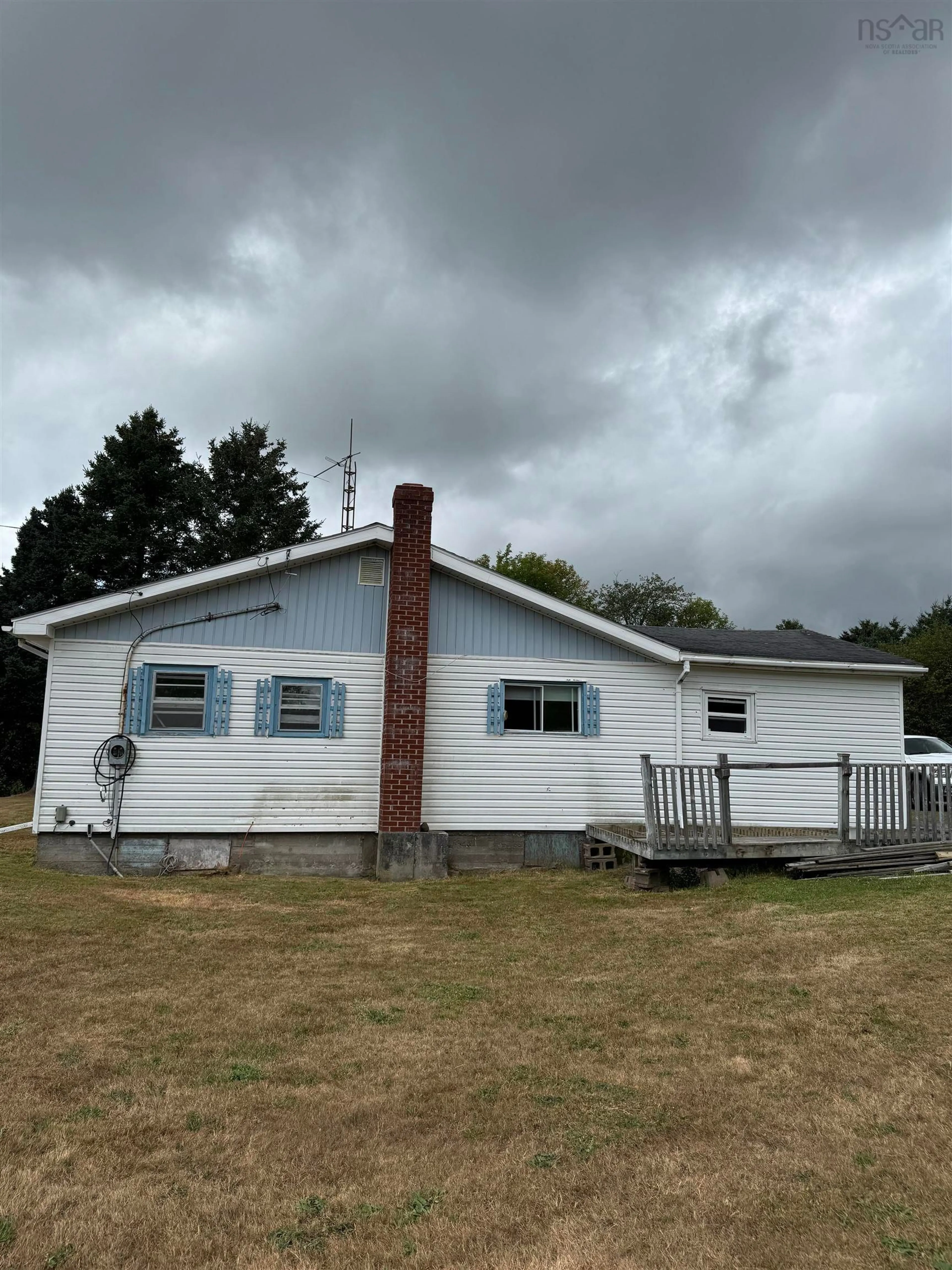 A pic from outside/outdoor area/front of a property/back of a property/a pic from drone, building for 107 Prince St, Guysborough Nova Scotia B0H 1N0