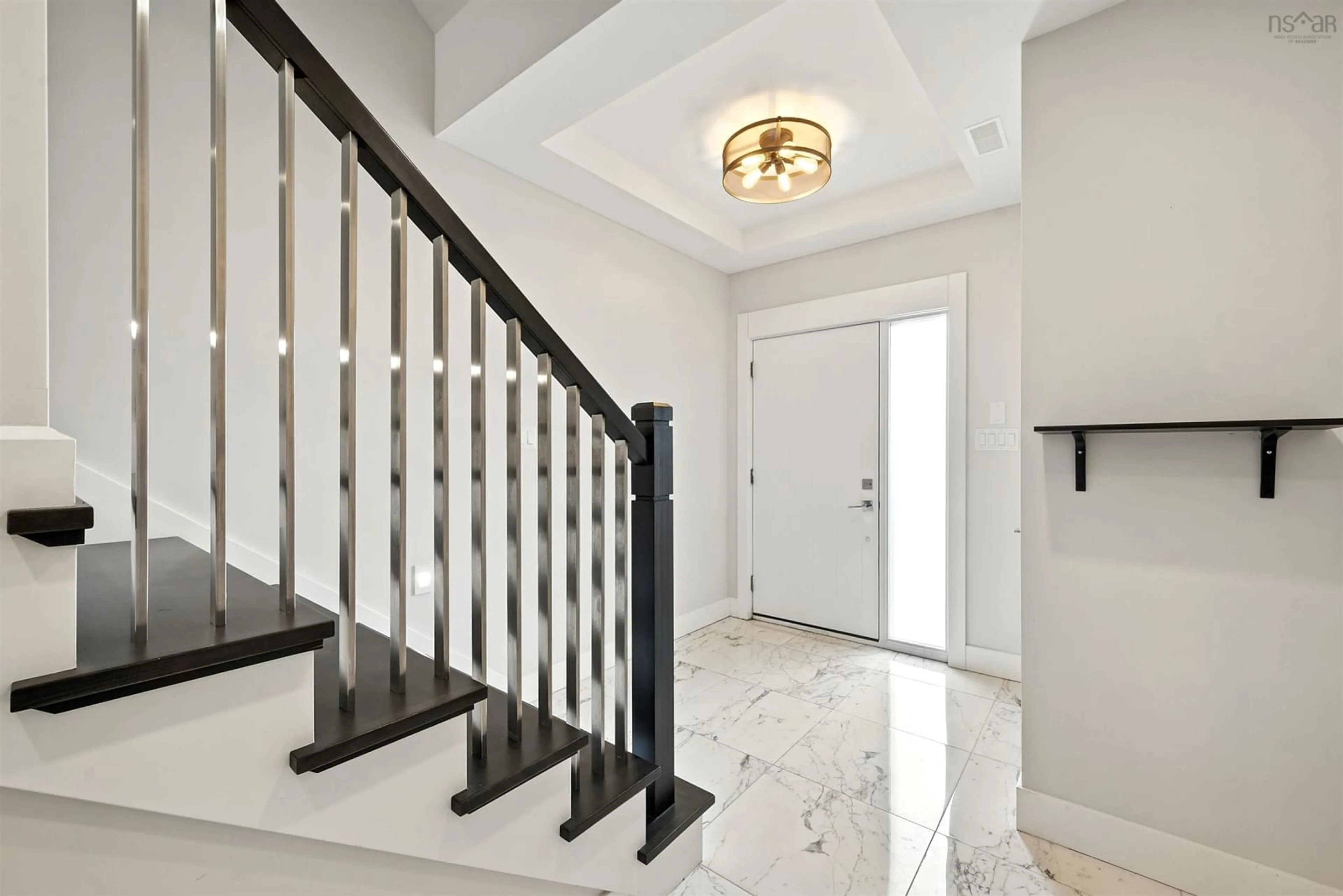 Indoor entryway for 60 Bramwell Crt, Bedford West Nova Scotia B4B 0W2