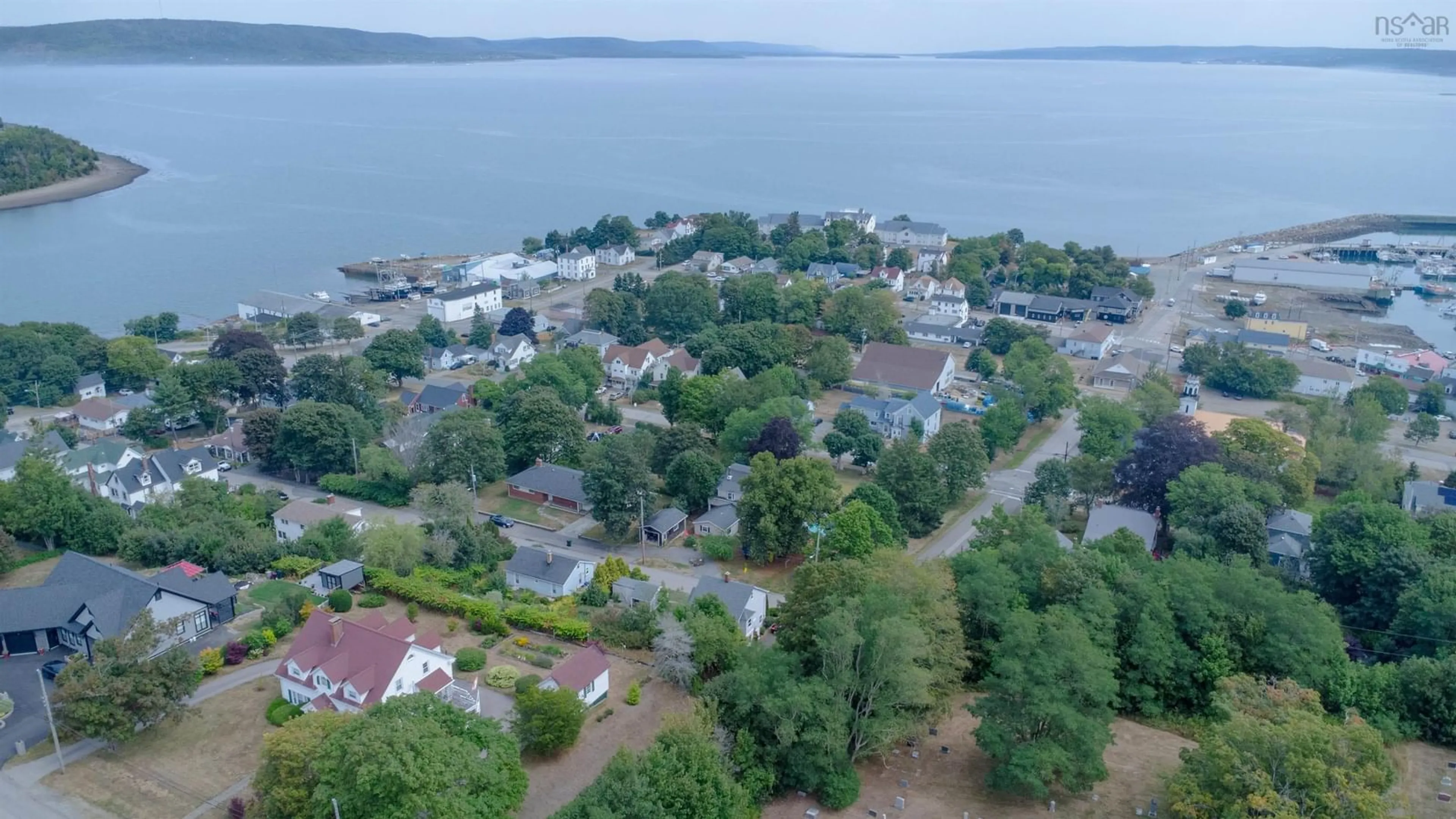 A pic from outside/outdoor area/front of a property/back of a property/a pic from drone, water/lake/river/ocean view for 175 Second Ave, Digby Nova Scotia B0V 1A0