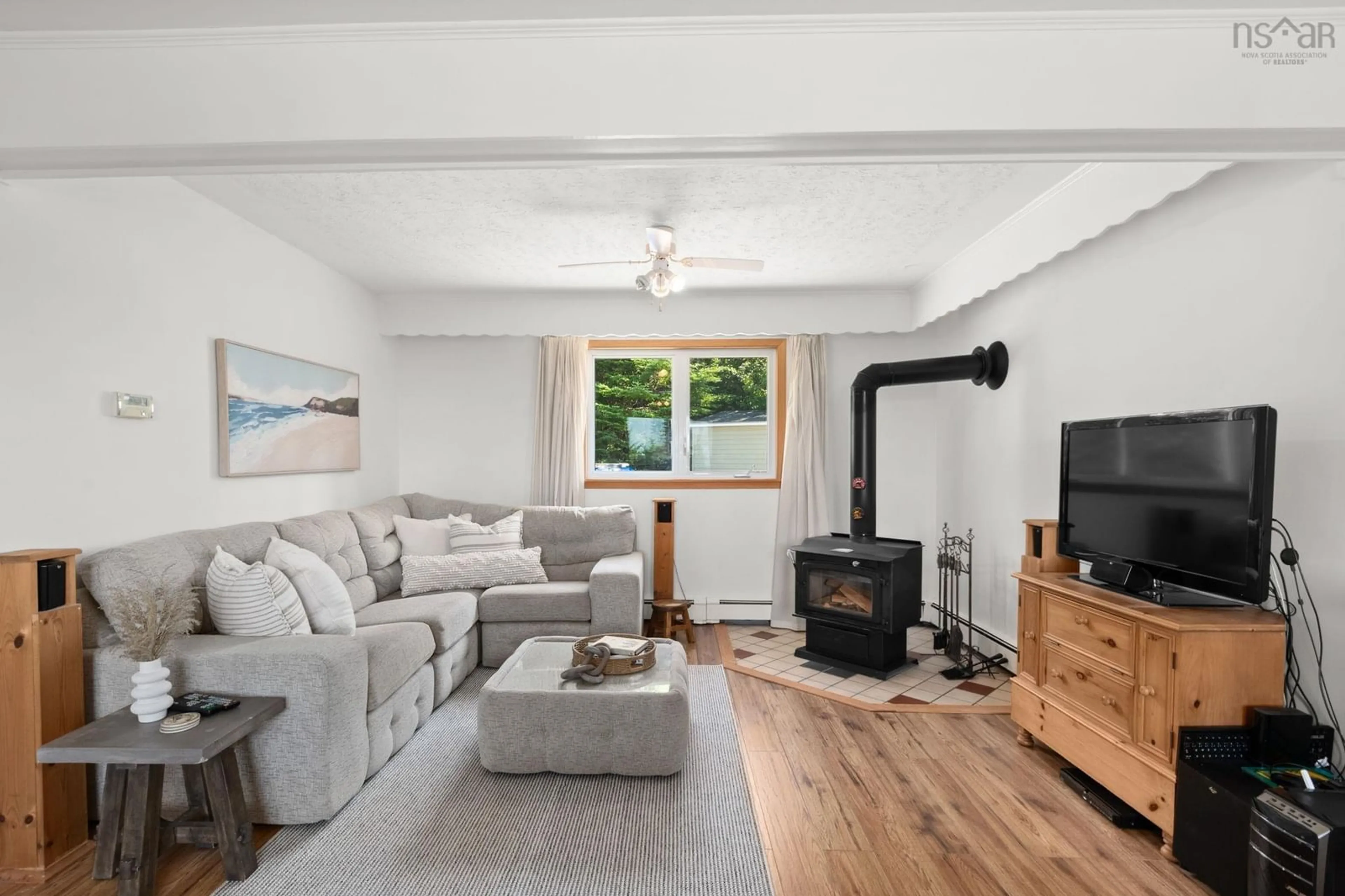 Living room with furniture, unknown for 369 Sambro Creek Rd, Sambro Creek Nova Scotia B3V 1E9
