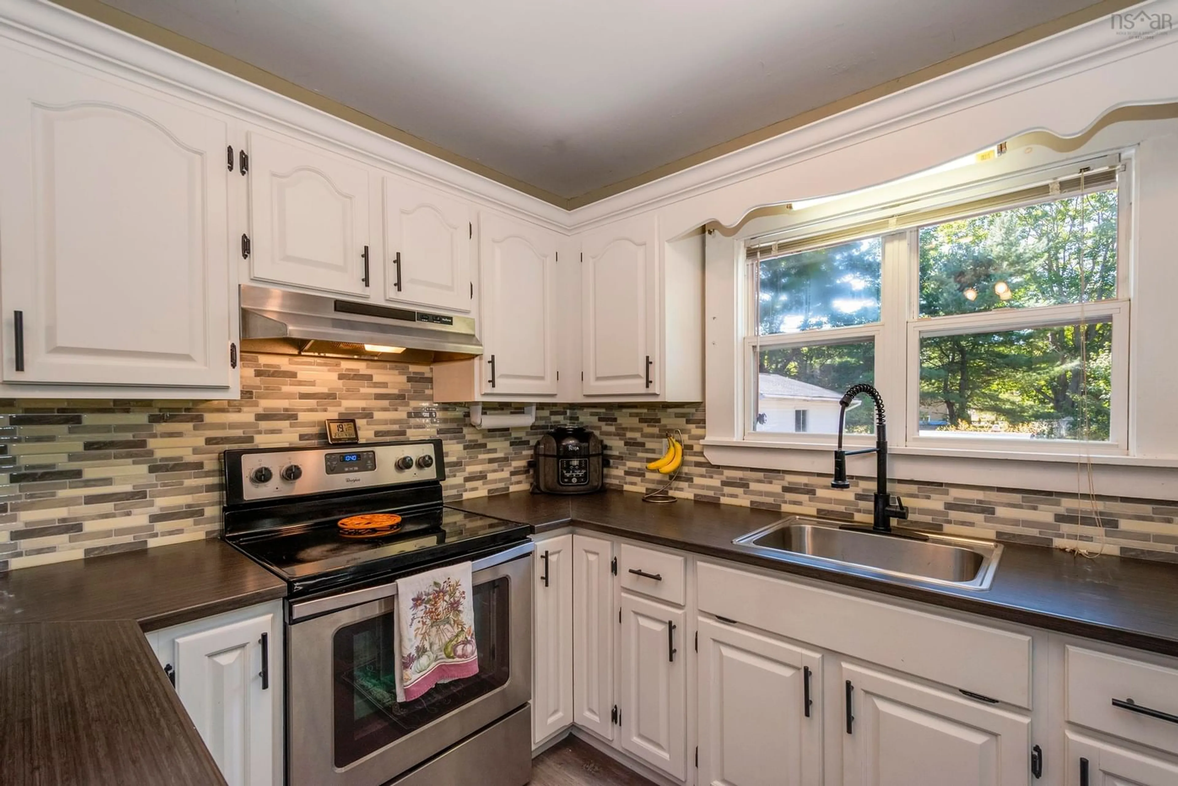 Open concept kitchen, ceramic/tile floor for 3126 Cornwallis Cres, Coldbrook Nova Scotia B4R 1A2