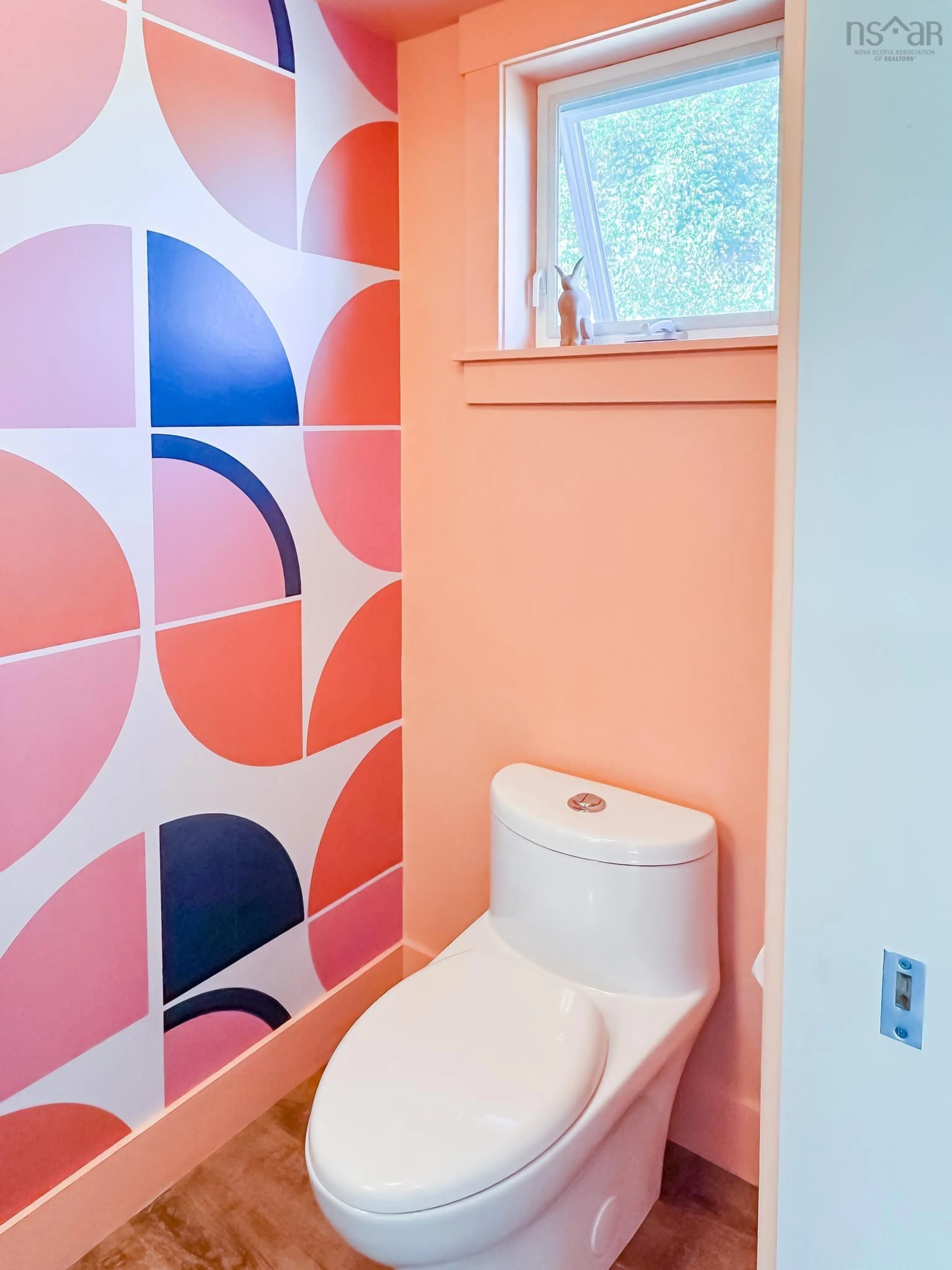 Standard bathroom, ceramic/tile floor for 2277 North Ave, Canning Nova Scotia B0P 1H0