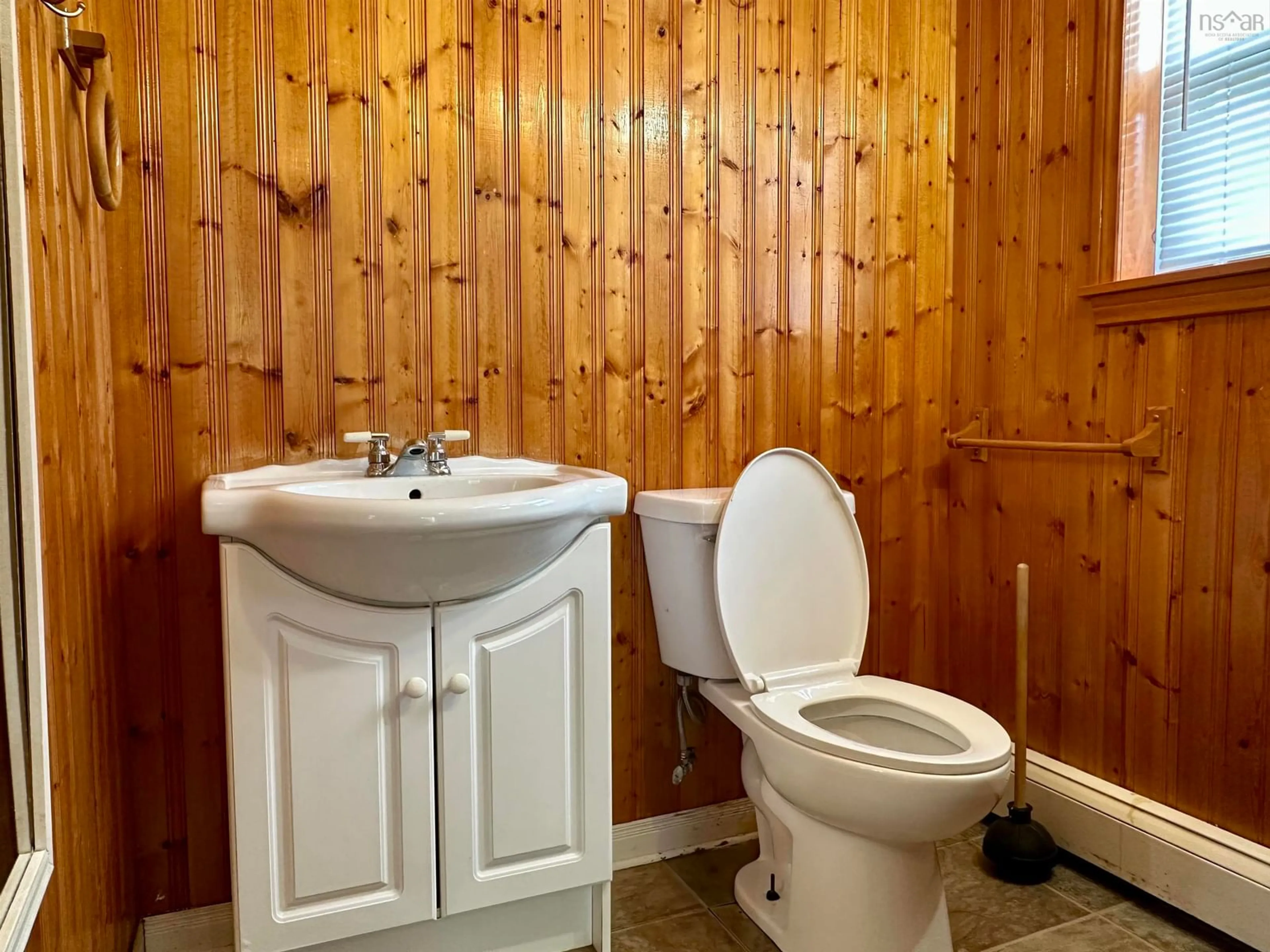 Standard bathroom, unknown for 5272 Gabarus Hwy, Big Ridge Nova Scotia B1K 1Y5