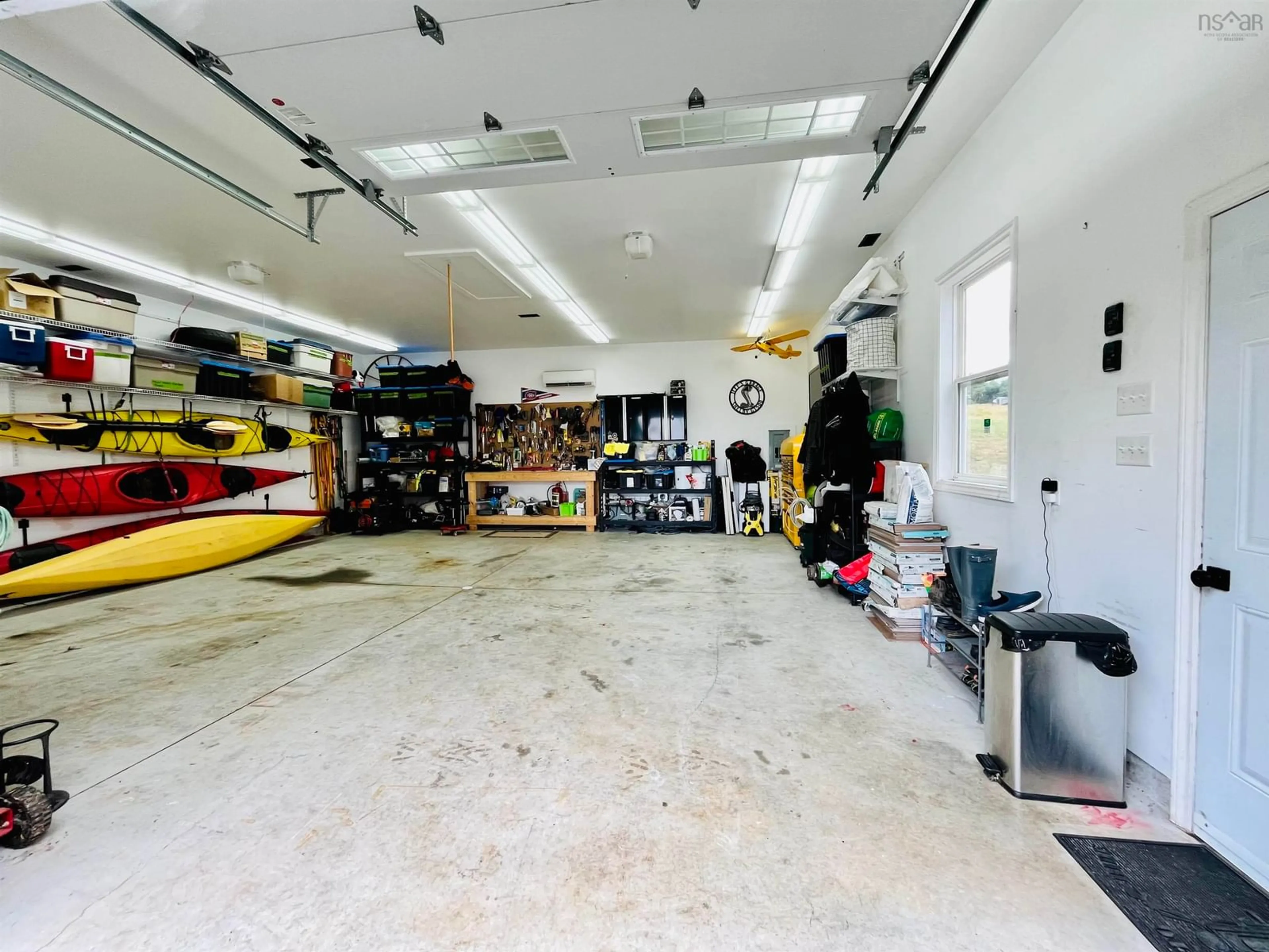 Indoor garage for 967 Georges River Road, Georges River Nova Scotia B1Y 3Y6