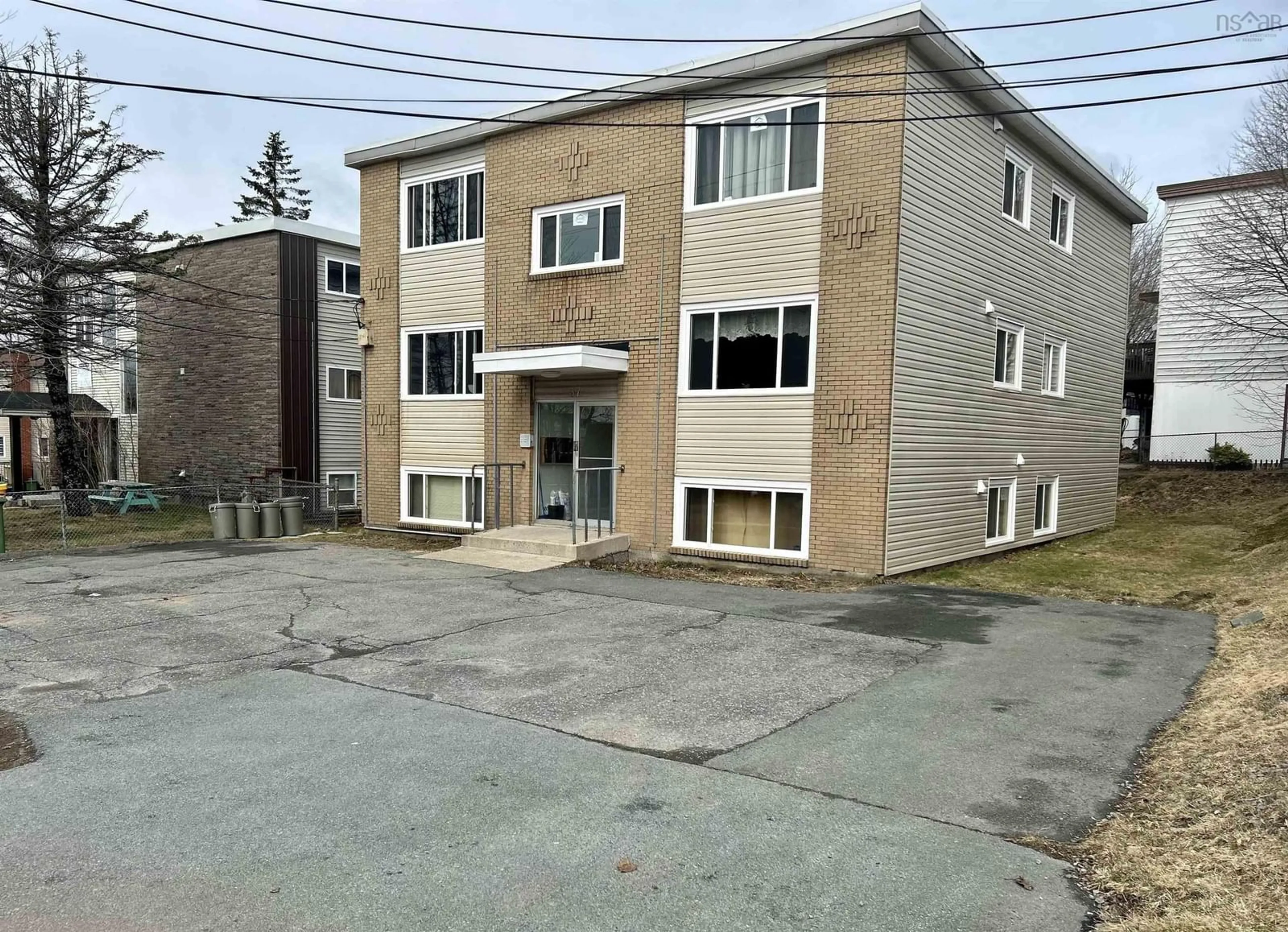 Unknown for 37 Gaston Rd, Dartmouth Nova Scotia B2Y 3W2