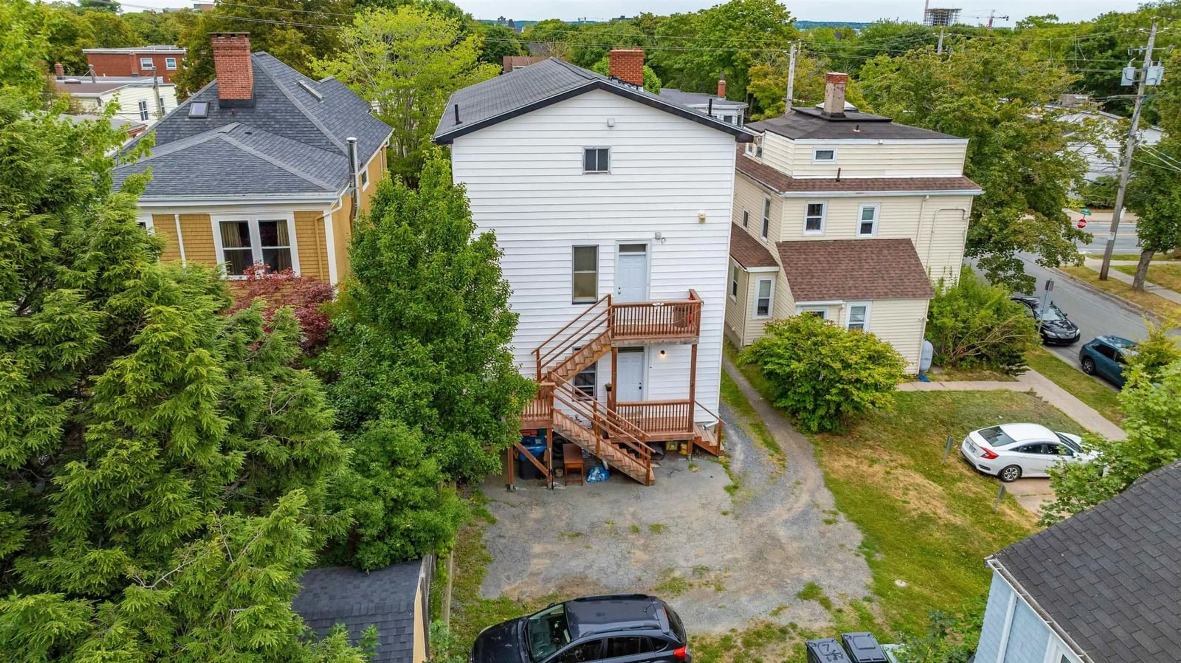 A pic from outside/outdoor area/front of a property/back of a property/a pic from drone, street for 2536 Windsor St, Halifax Nova Scotia B3K 5C3
