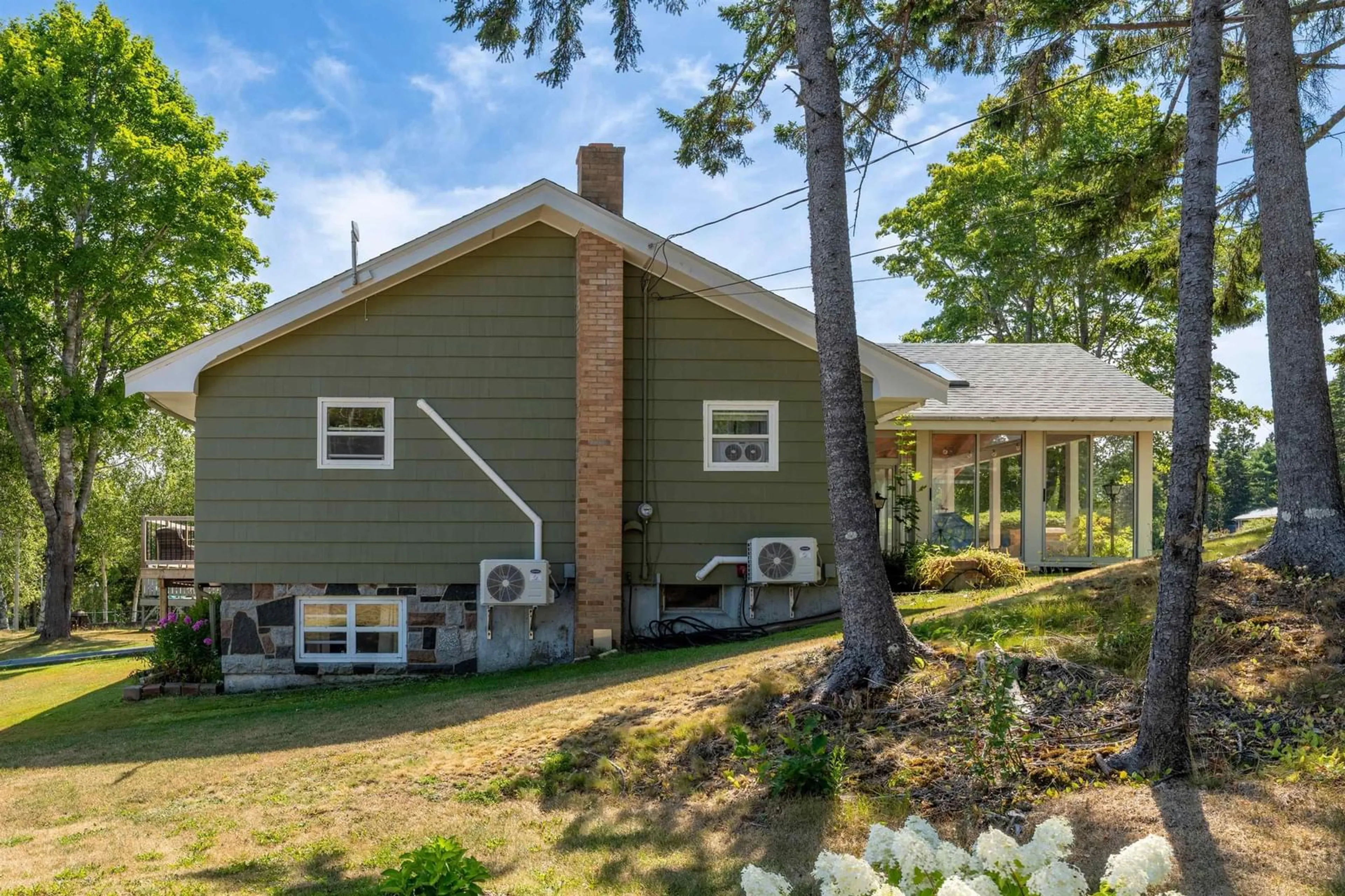 Home with vinyl exterior material, unknown for 2262 Highway 332, Bayport Nova Scotia B0J 2C0