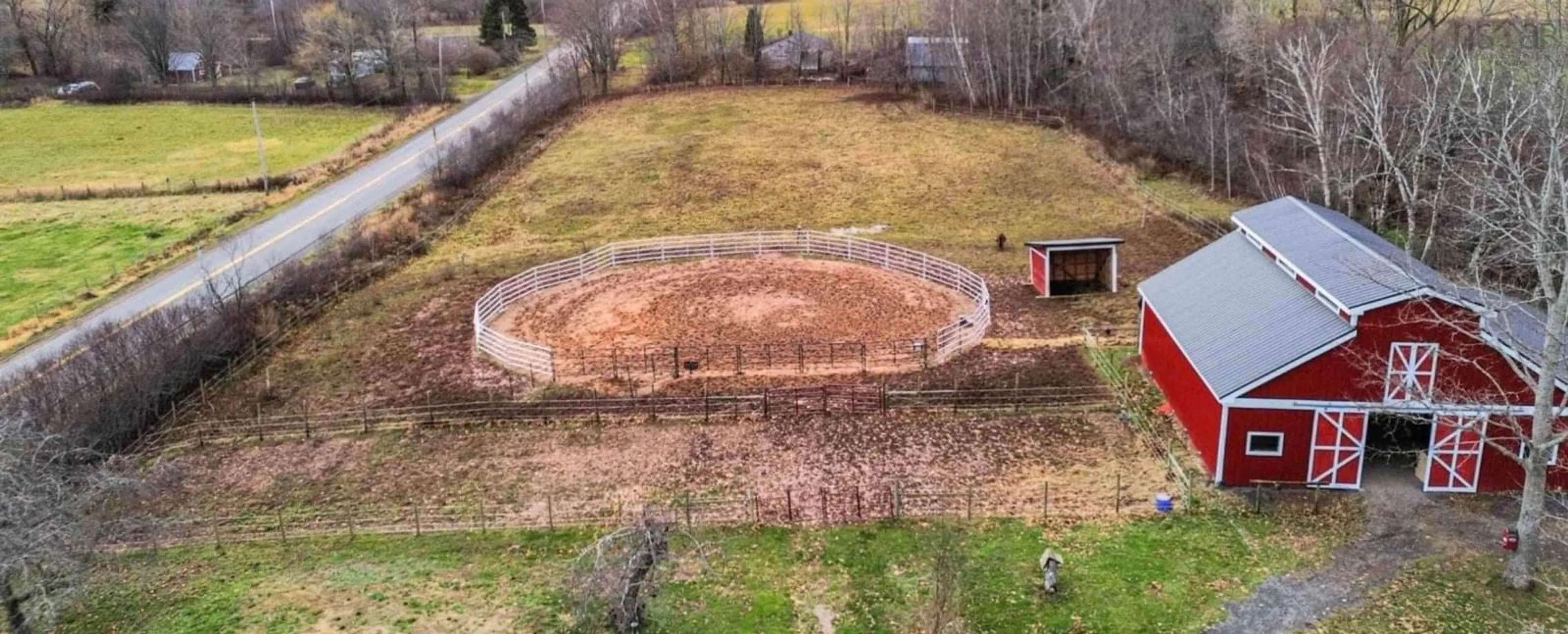 A pic from outside/outdoor area/front of a property/back of a property/a pic from drone, building for 5211 Brooklyn St, Grafton Nova Scotia B0P 1E0