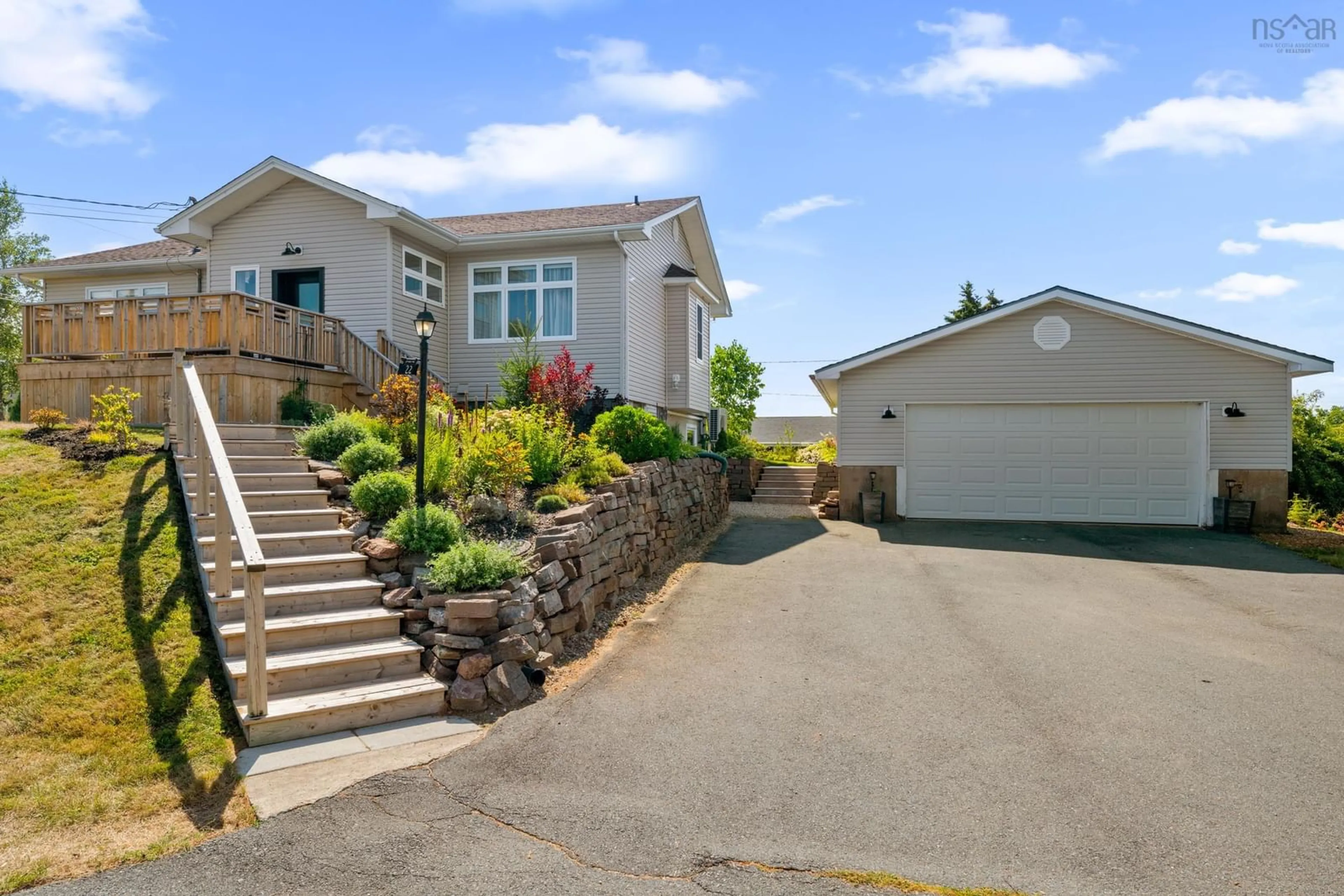 Unknown for 22 Beechview Dr, Chester Nova Scotia B0J 1J0