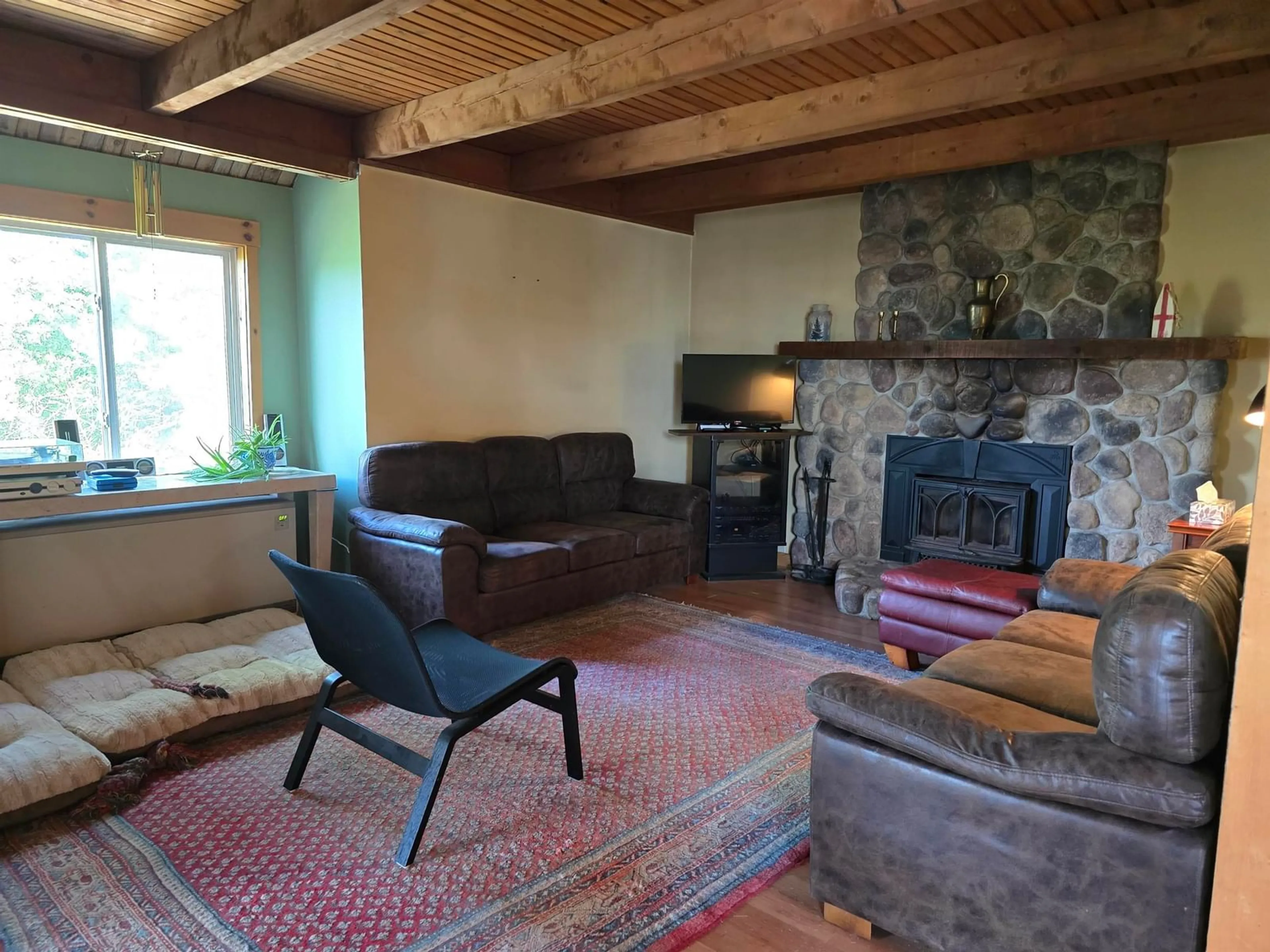 Living room with furniture, unknown for 582 Highway 331, Mill Village Nova Scotia B0J 2H0