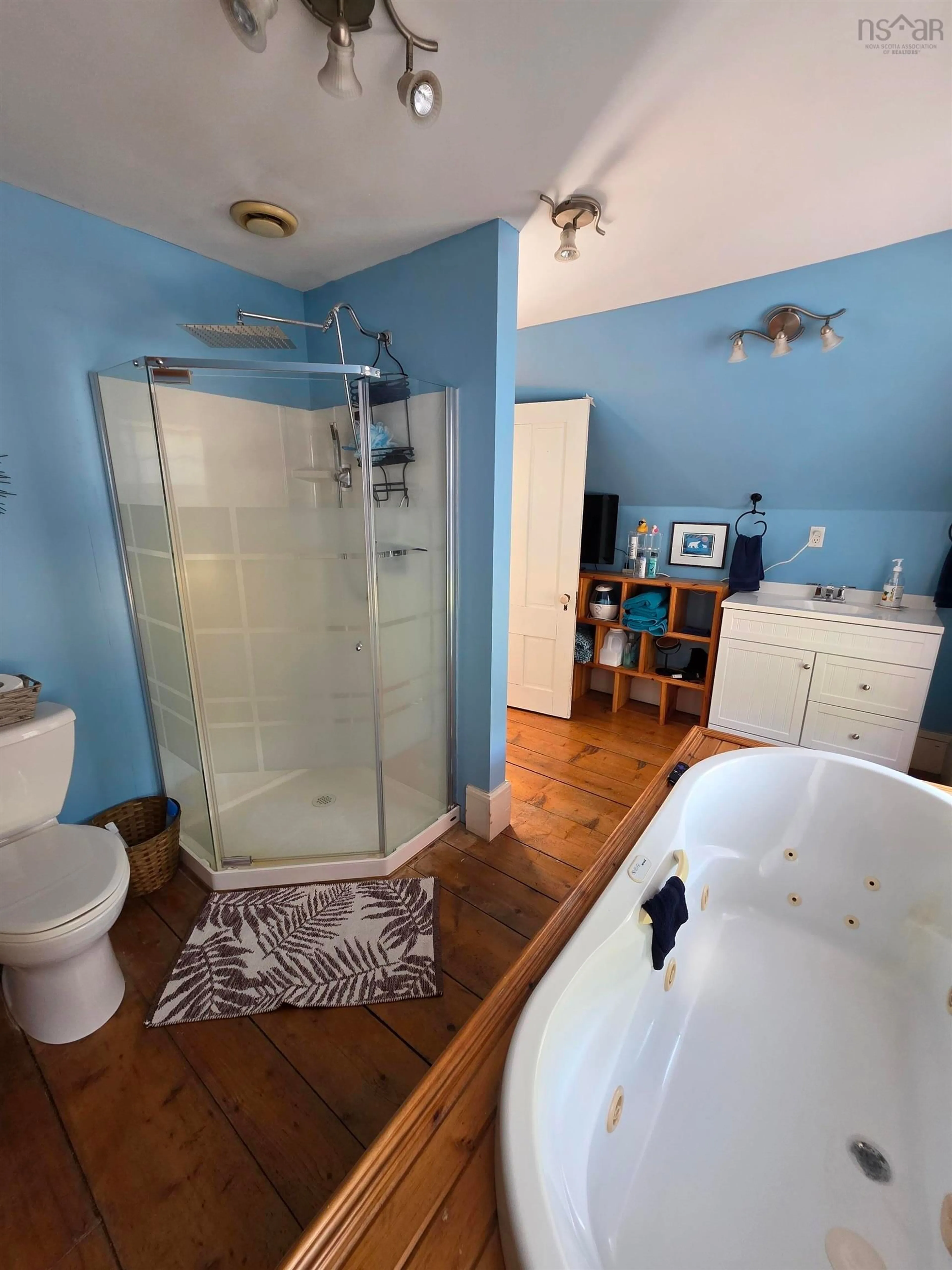 Standard bathroom, unknown for 40 Rosette Rd, North Brookfield Nova Scotia B0T 1X0