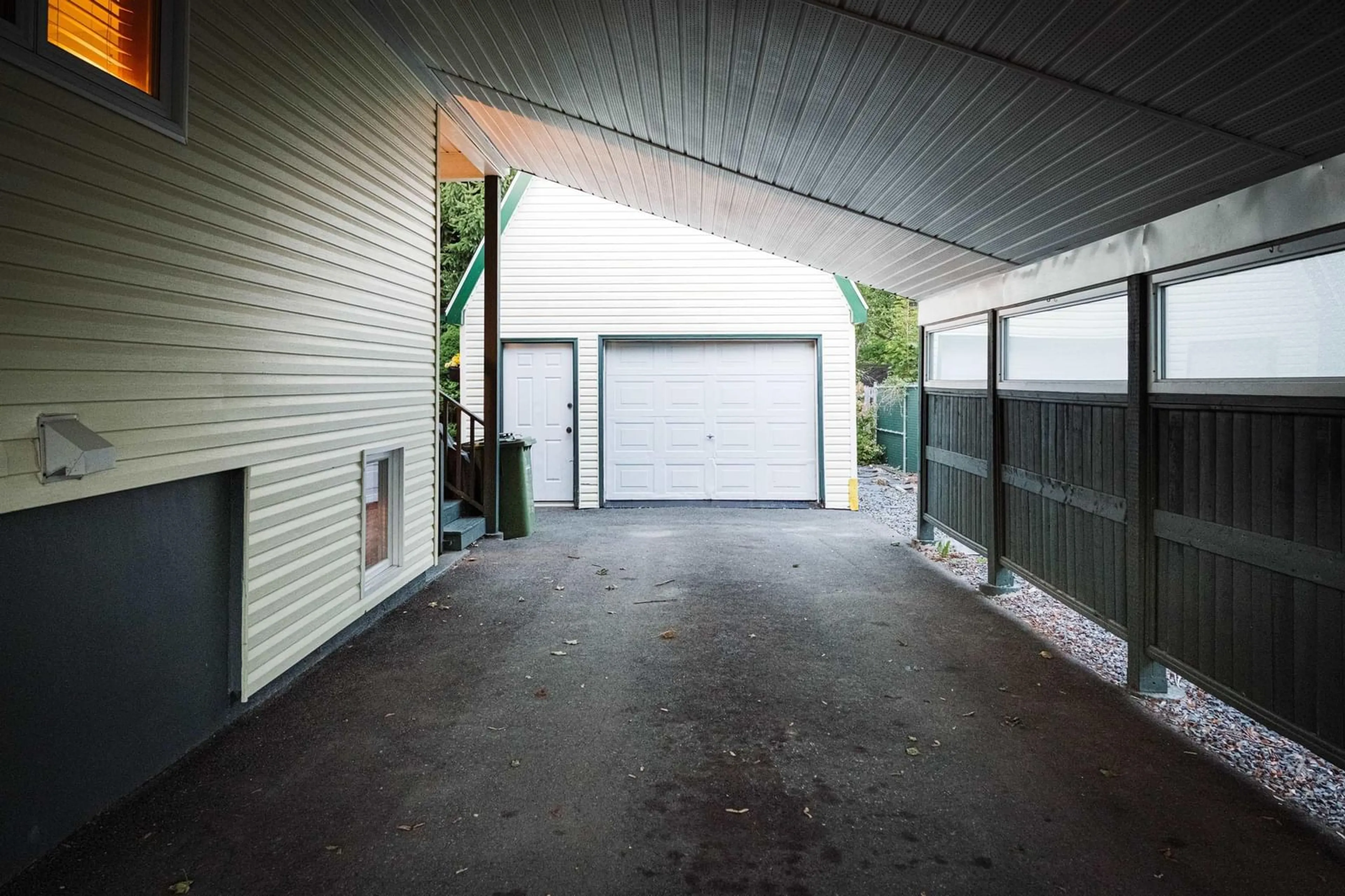 Indoor garage for 1645 St. Margaret's Bay Rd, Timberlea Nova Scotia B3T 1B4
