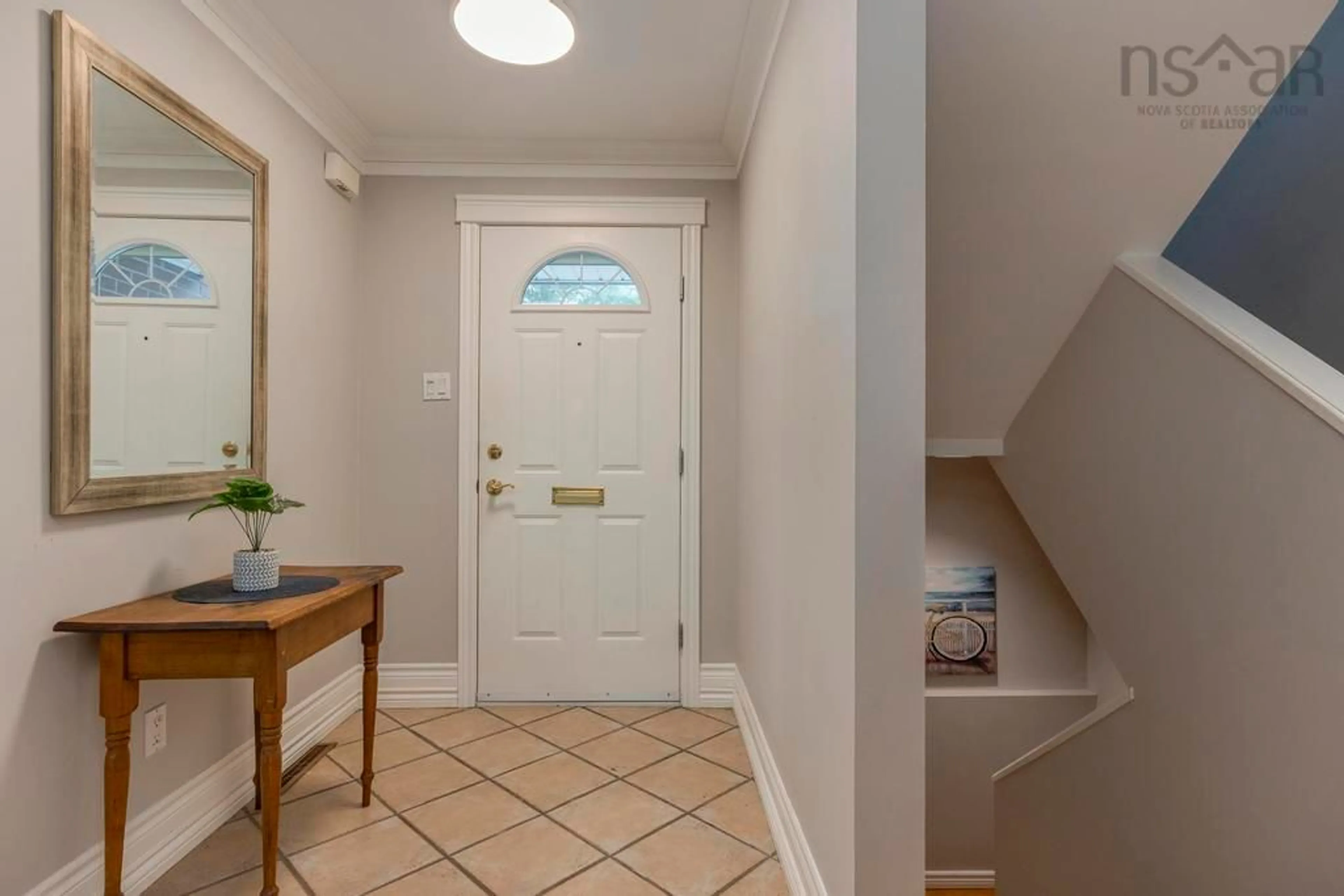 Indoor entryway for 30 Garden Court Terr, Dartmouth Nova Scotia B3A 3S6