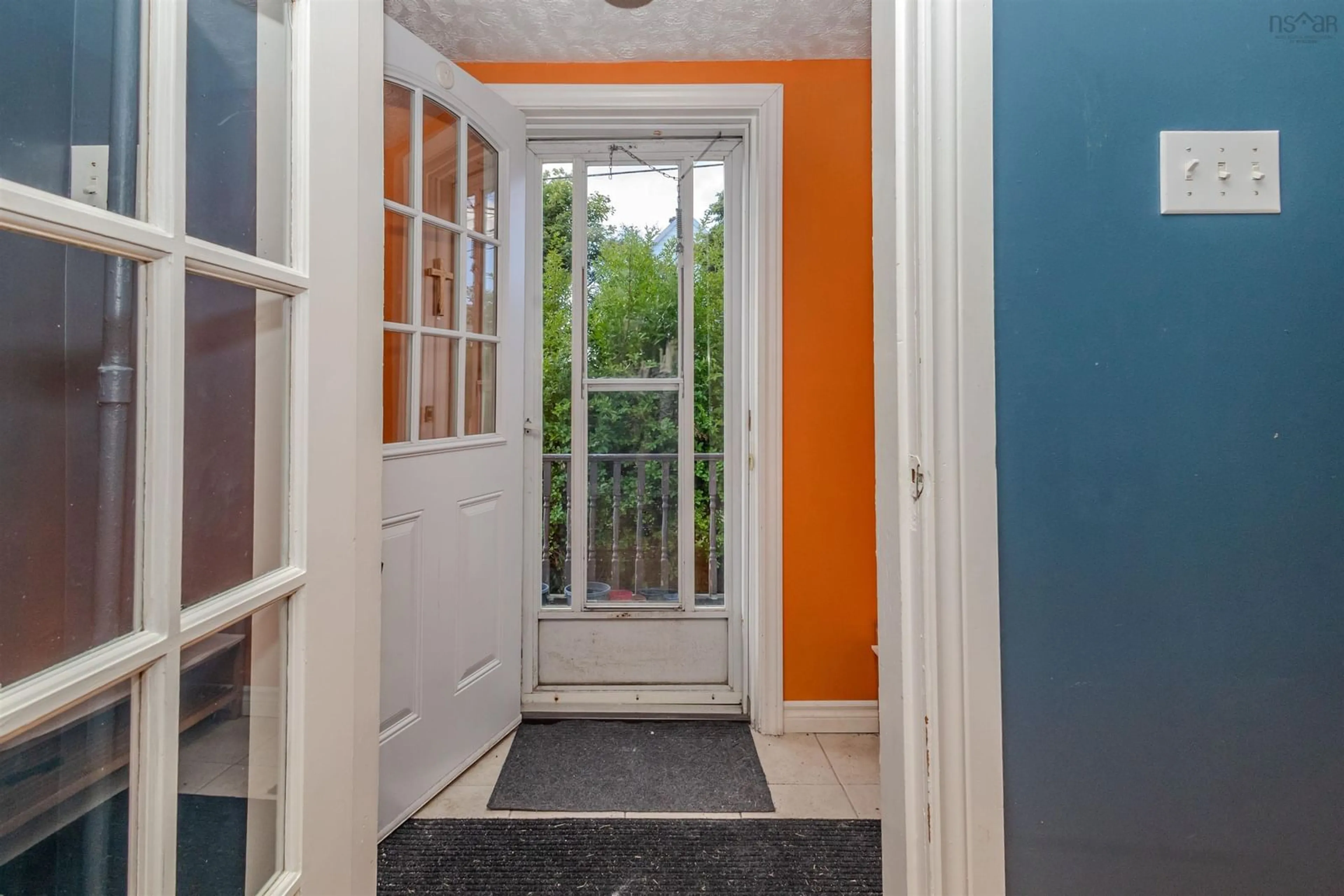 Indoor entryway for 366 Cabot St, Sydney Nova Scotia B1P 4G2