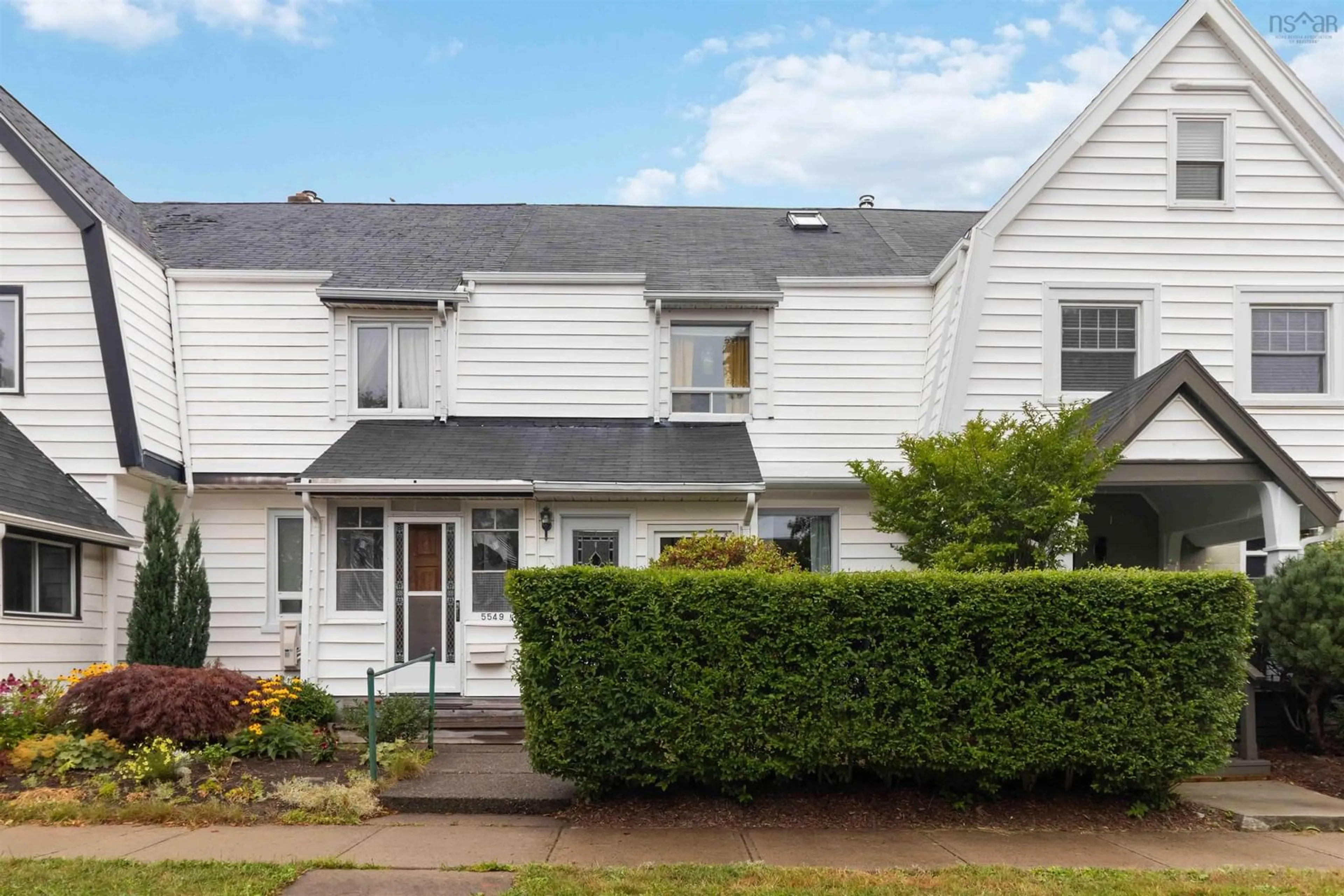 Home with vinyl exterior material, street for 5547 Cabot Pl, Halifax Nova Scotia B3K 2J6