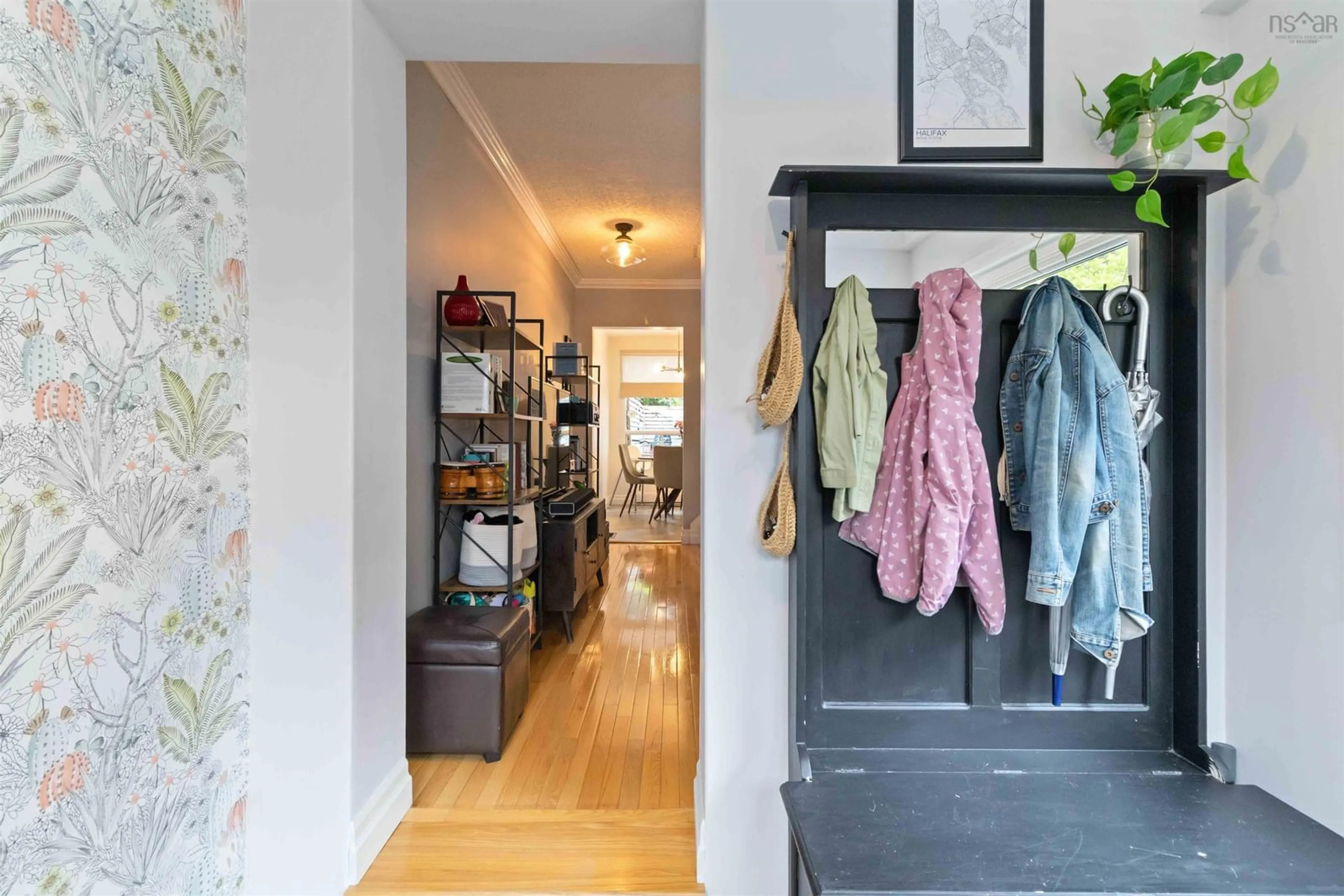 Indoor entryway for 5547 Cabot Pl, Halifax Nova Scotia B3K 2J6