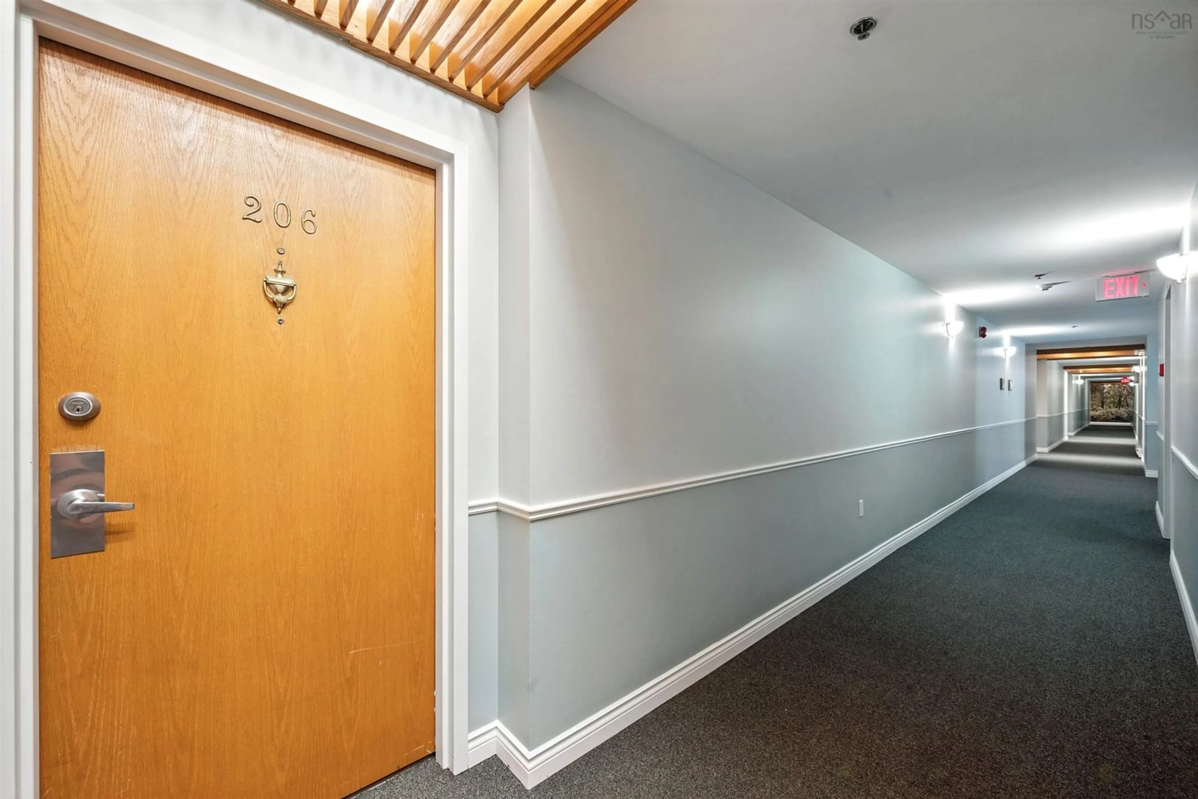 Indoor foyer for 1350 Oxford St #206, Halifax Nova Scotia B3H 3Y8