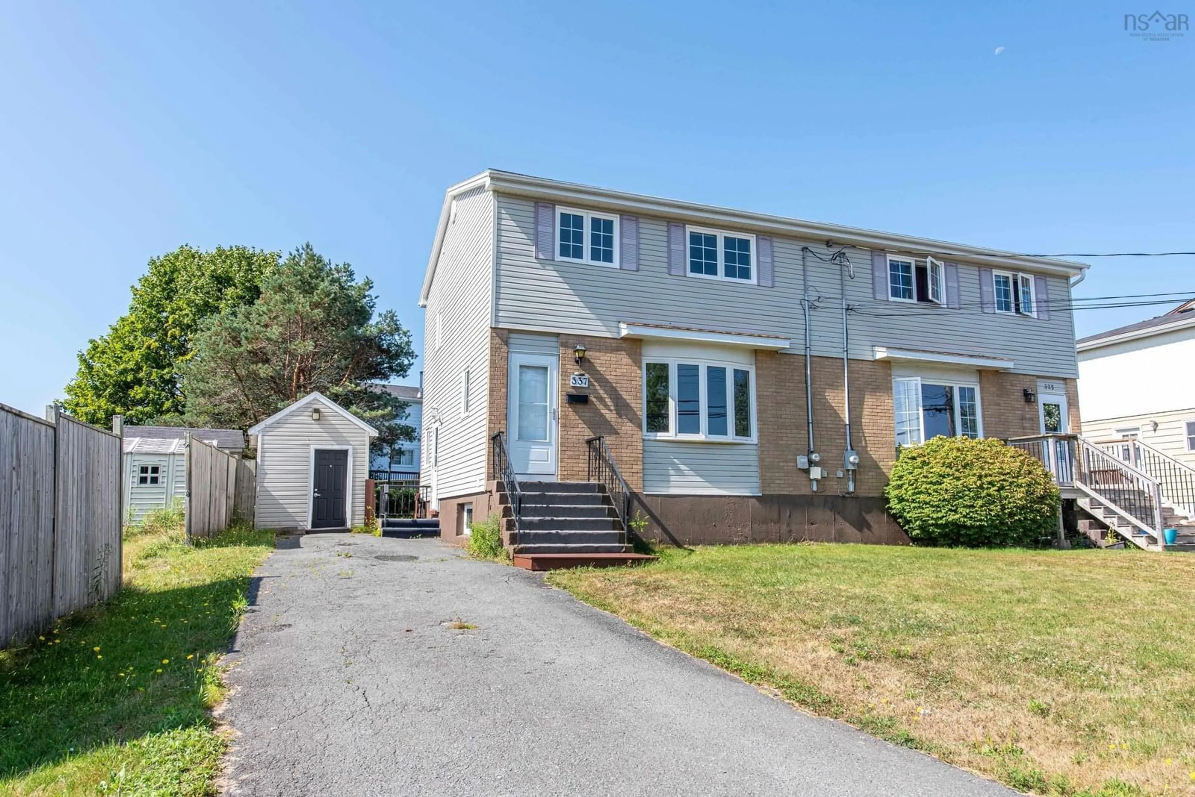 A pic from outside/outdoor area/front of a property/back of a property/a pic from drone, street for 337 Astral Dr, Cole Harbour Nova Scotia B2V 1P4