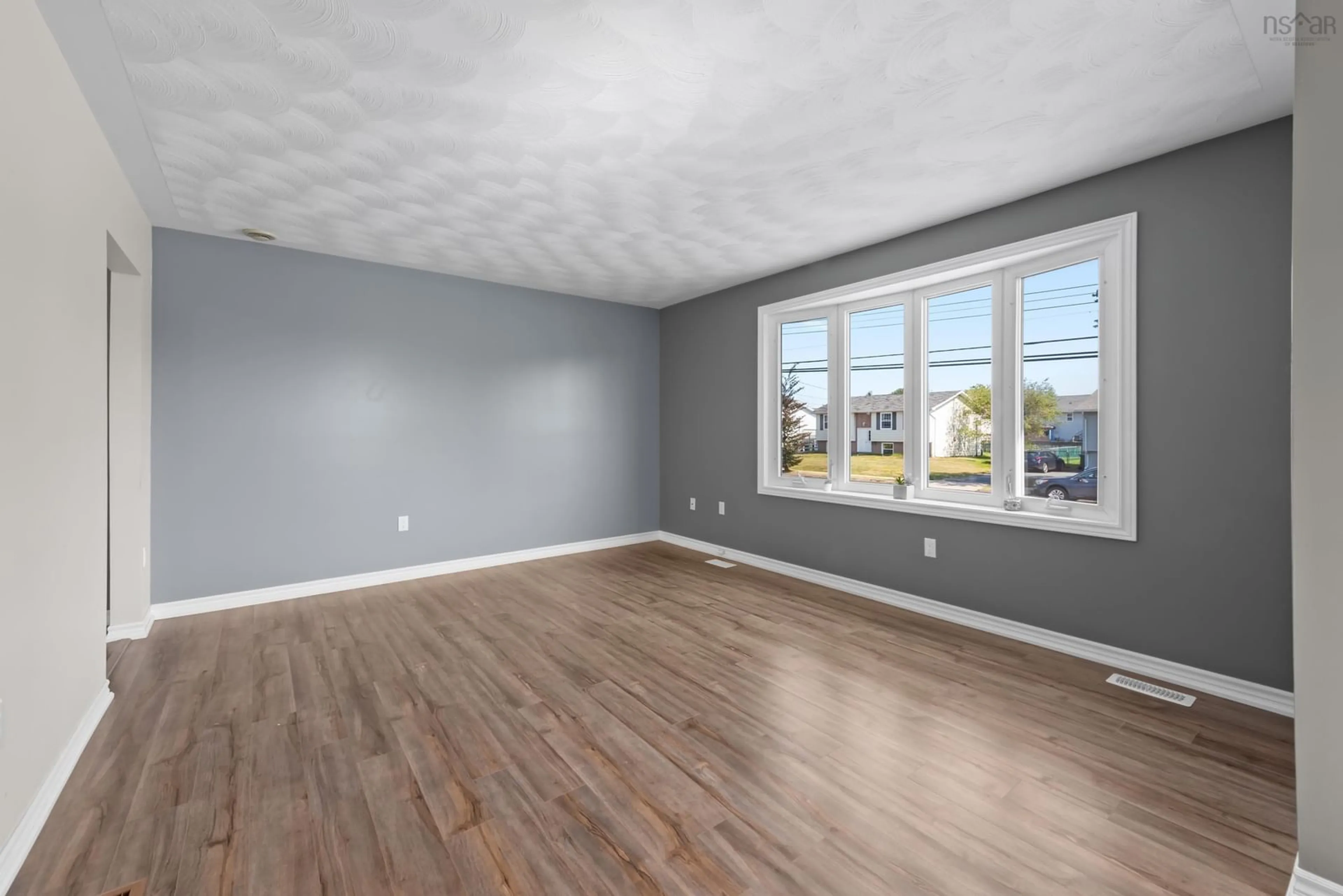 A pic of a room for 337 Astral Dr, Cole Harbour Nova Scotia B2V 1P4