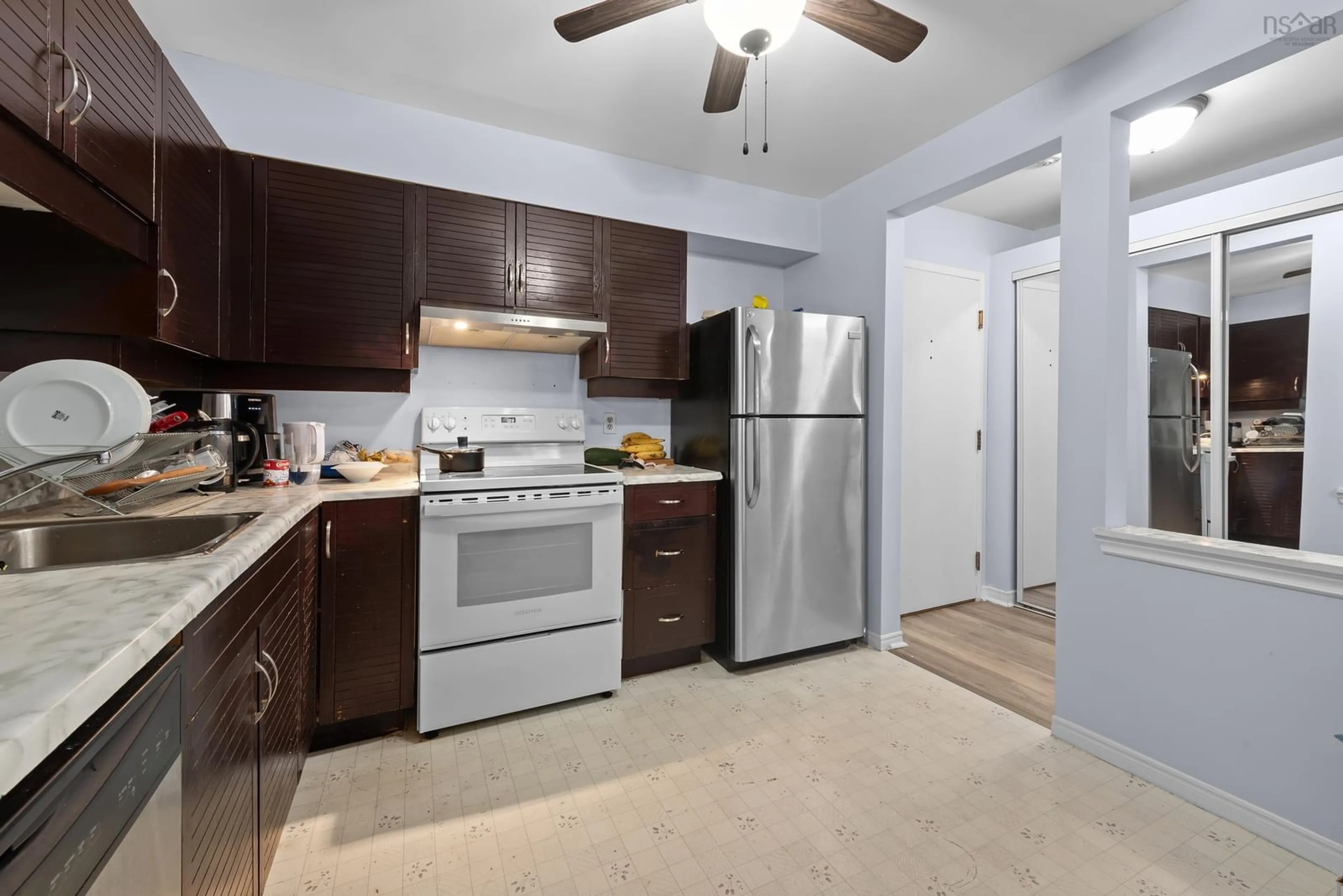 Standard kitchen, unknown for 87 Kearney Lake Rd #109, Halifax Nova Scotia B3M 4H1
