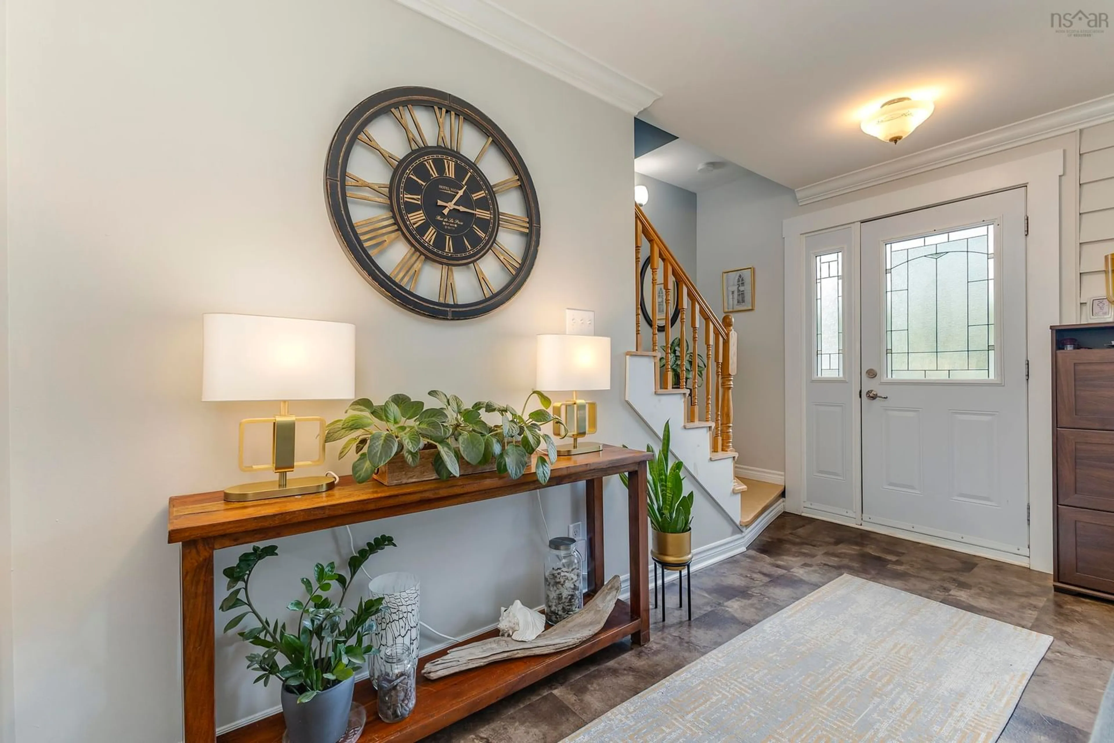 Indoor entryway for 102 Juniper Street, Stellarton Nova Scotia B0K 1S0