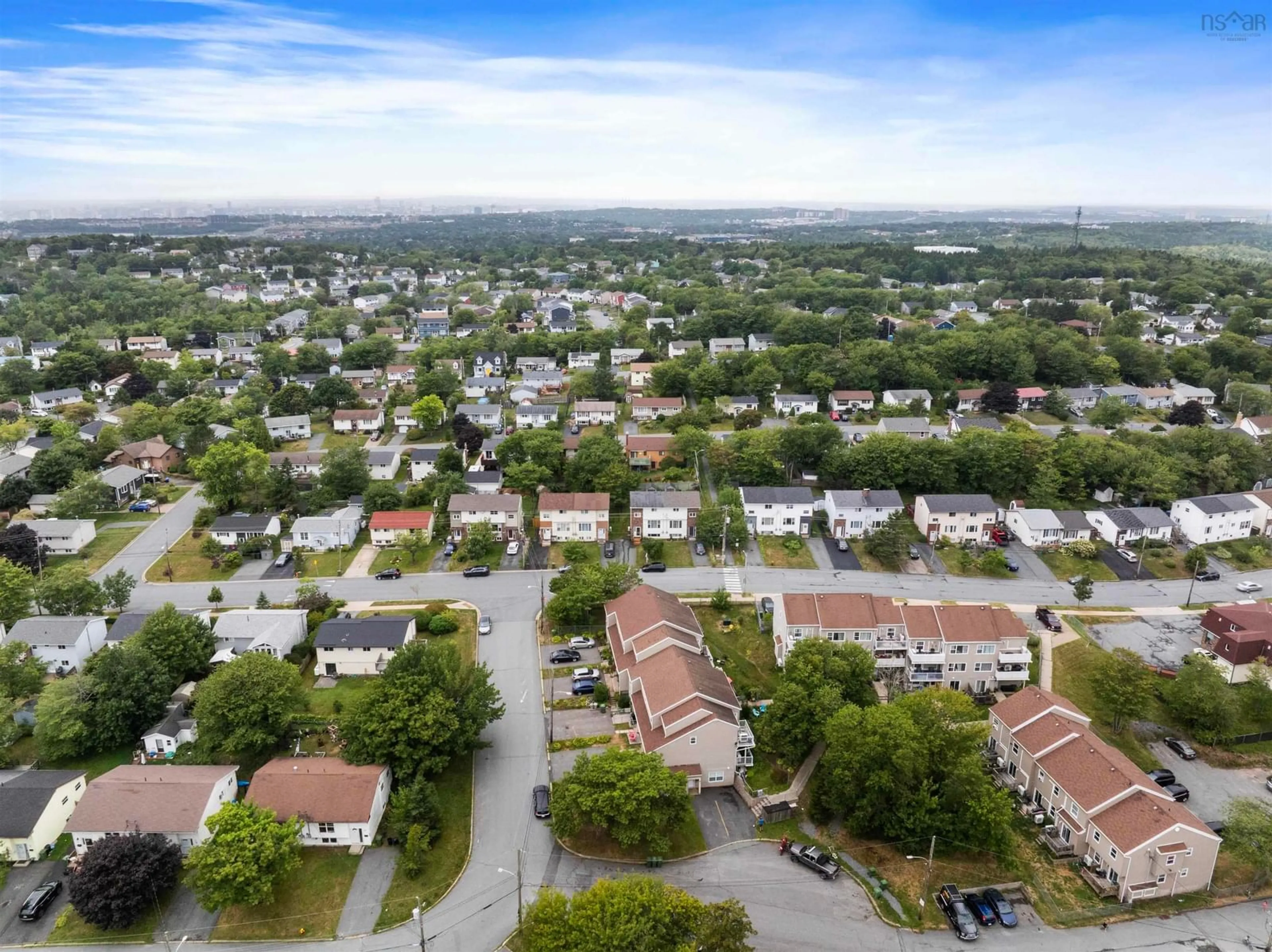 A pic from outside/outdoor area/front of a property/back of a property/a pic from drone, street for 82 Cranberry Cres, Dartmouth Nova Scotia B2W 5A9