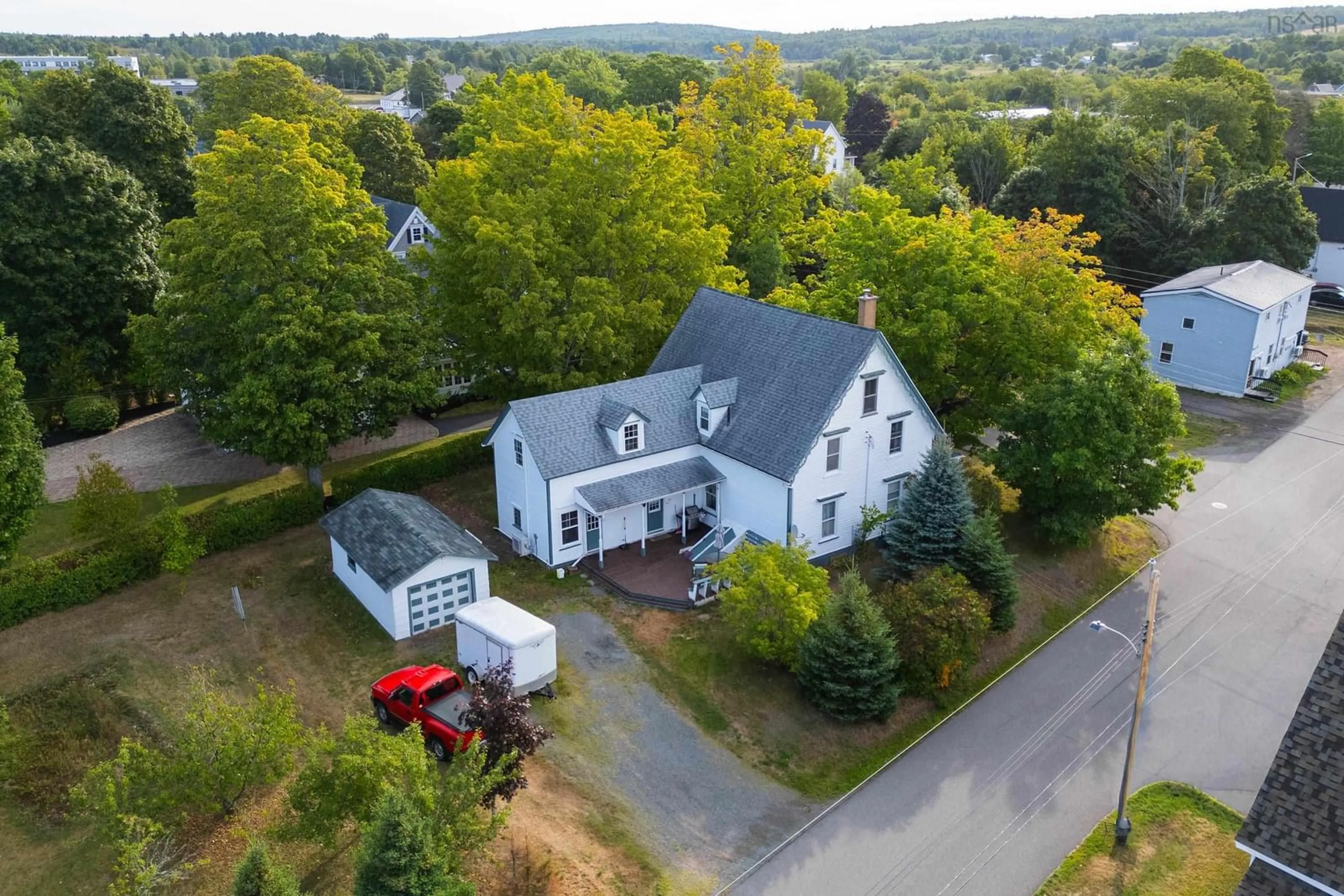 A pic from outside/outdoor area/front of a property/back of a property/a pic from drone, building for 109 Jackson St, Oxford Nova Scotia B0M 1P0