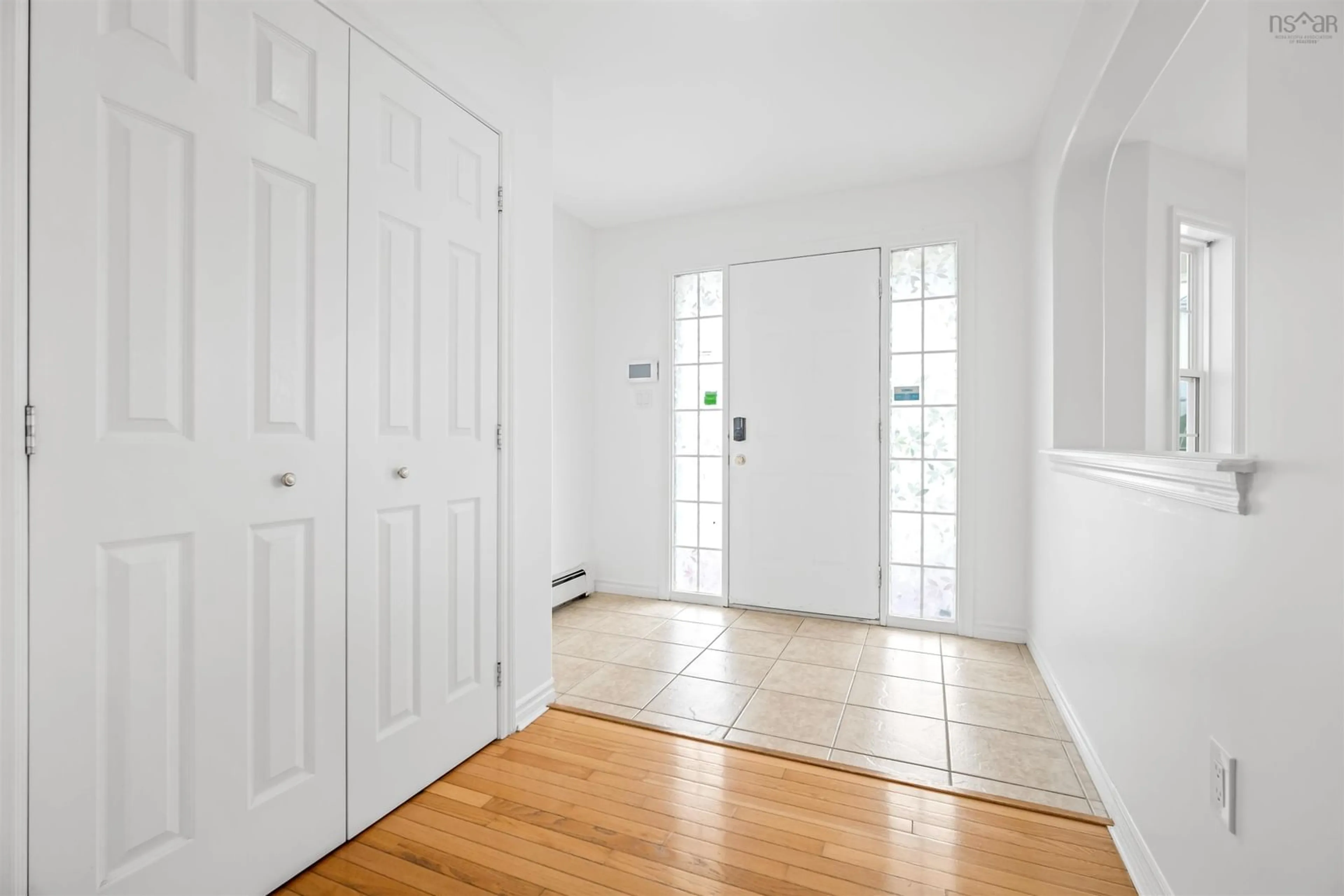 Indoor foyer for 274 States Lane, Beechville Nova Scotia B3T 2J4