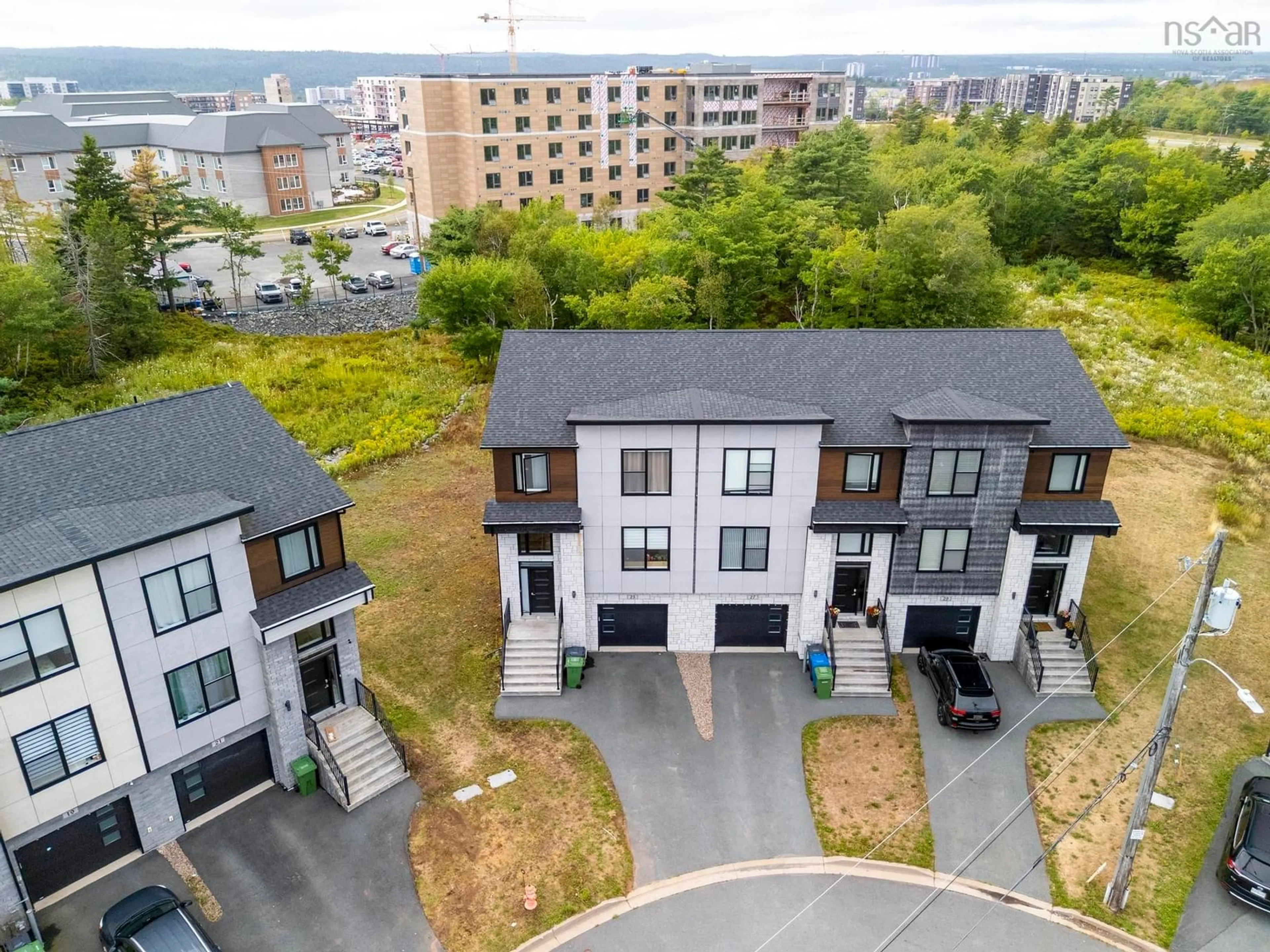 A pic from outside/outdoor area/front of a property/back of a property/a pic from drone, city buildings view from balcony for 25 Alamir Crt, Halifax Nova Scotia B3M 0N3