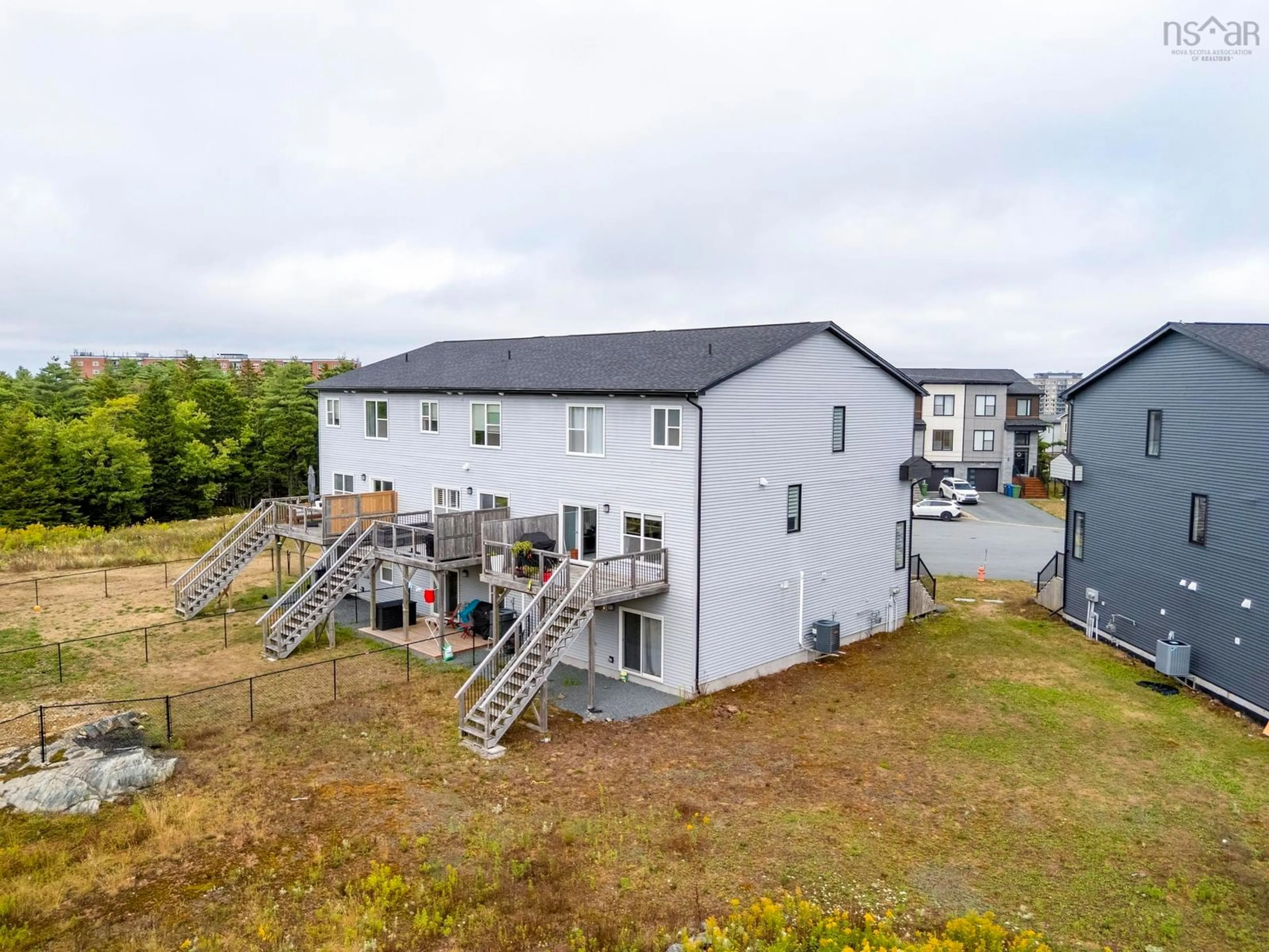 A pic from outside/outdoor area/front of a property/back of a property/a pic from drone, building for 25 Alamir Crt, Halifax Nova Scotia B3M 0N3