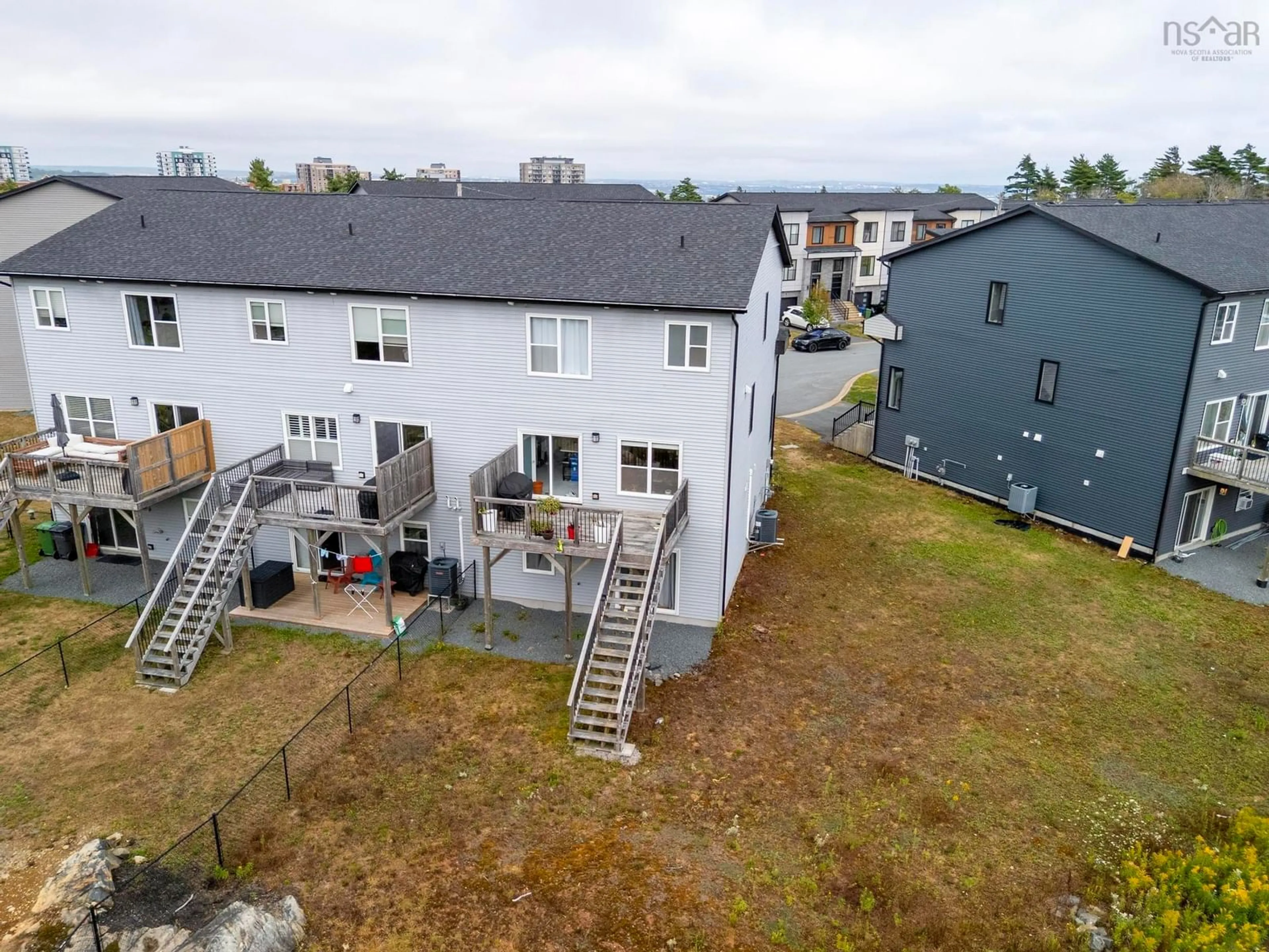 A pic from outside/outdoor area/front of a property/back of a property/a pic from drone, building for 25 Alamir Crt, Halifax Nova Scotia B3M 0N3