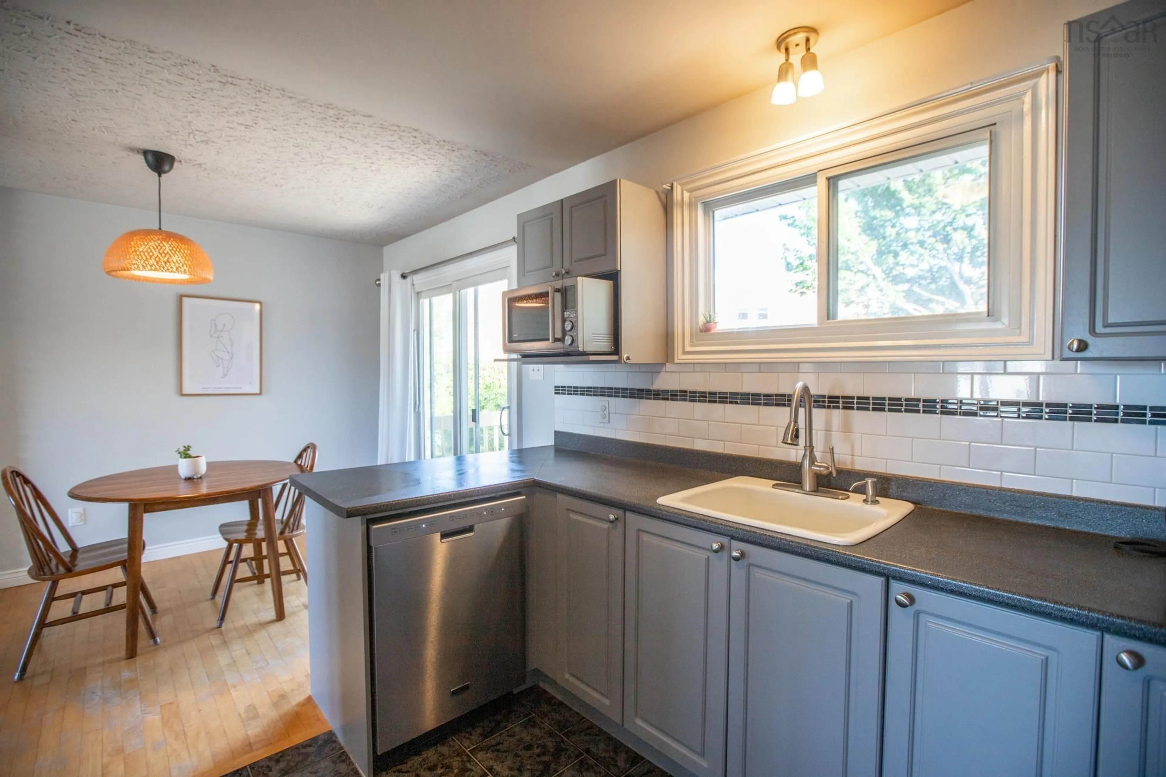 Standard kitchen, unknown for 22 Irvin Cross Place Pl, Dartmouth Nova Scotia B2W 3Y9